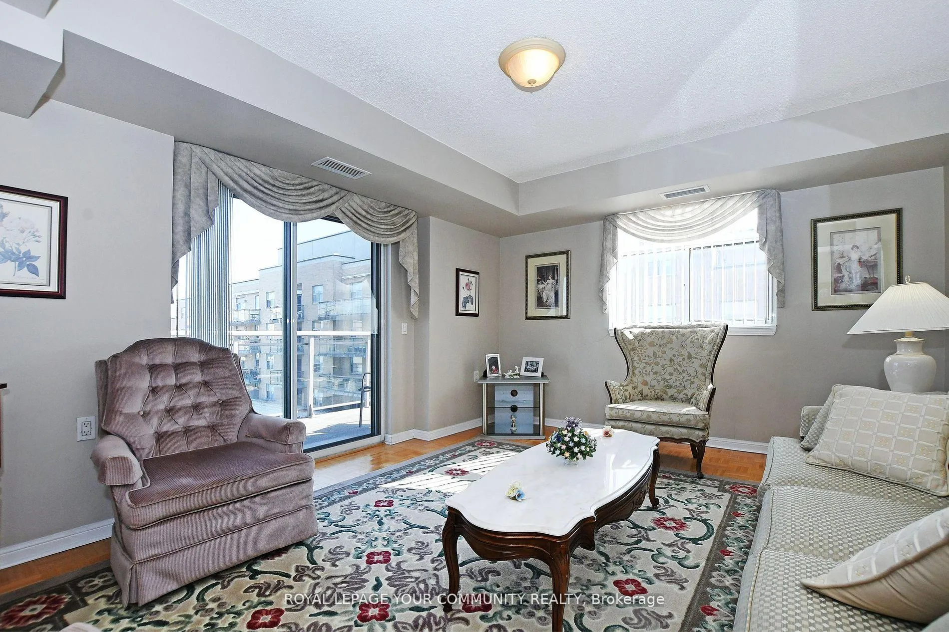Photo 17 of Unit 419, 2502 Rutherford Road, Vaughan, Maple — HOMEH