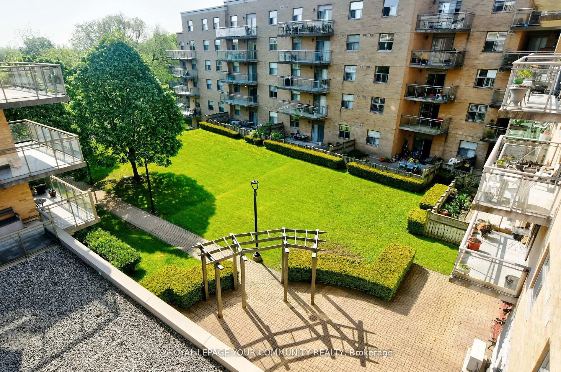 Photo 22 of Unit 419, 2502 Rutherford Road, Vaughan, Maple — HOMEH