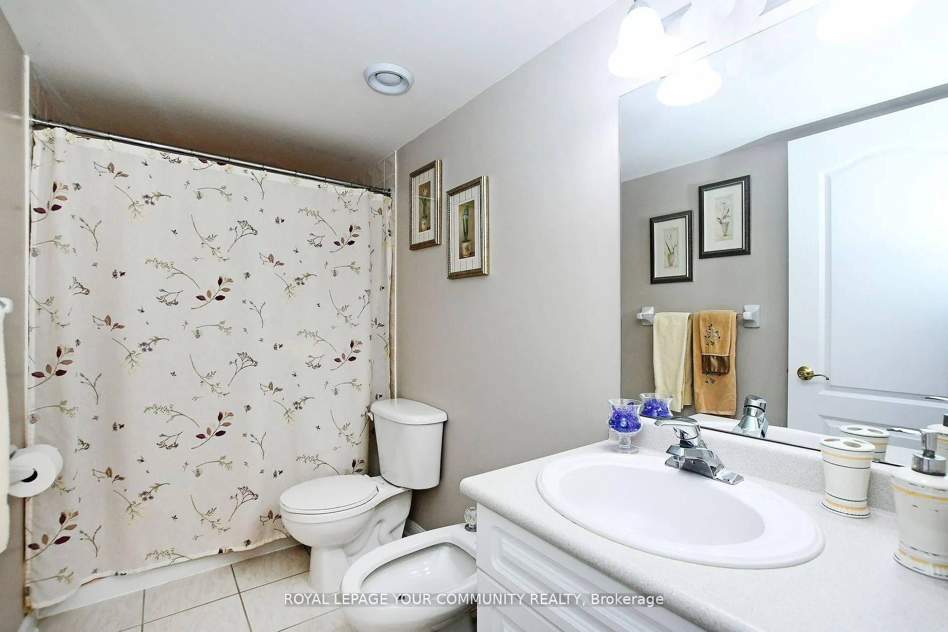 Photo 27 of Unit 419, 2502 Rutherford Road, Vaughan, Maple — HOMEH