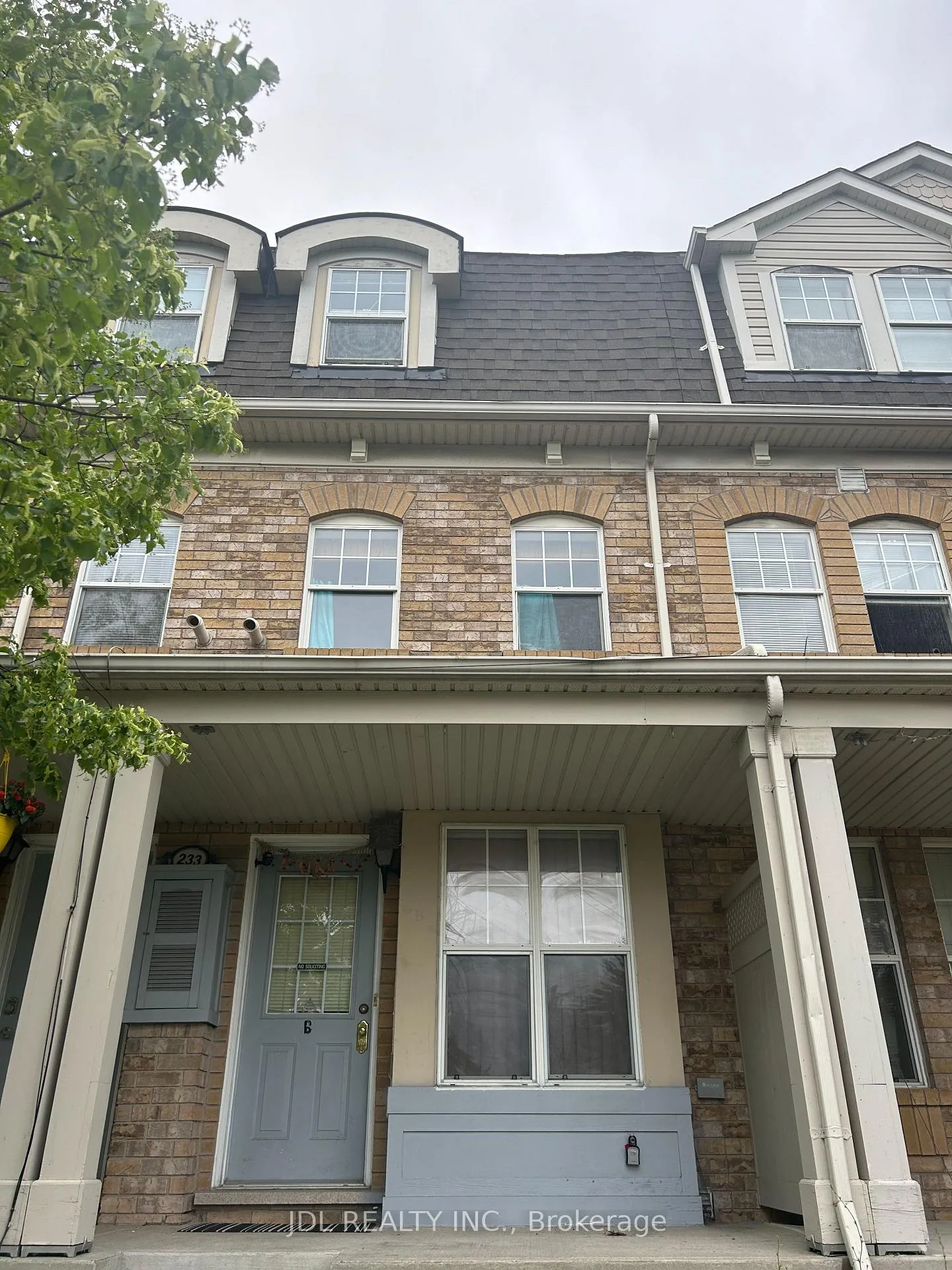 Front of Unit Entire property, 233B Rouge River Dr.