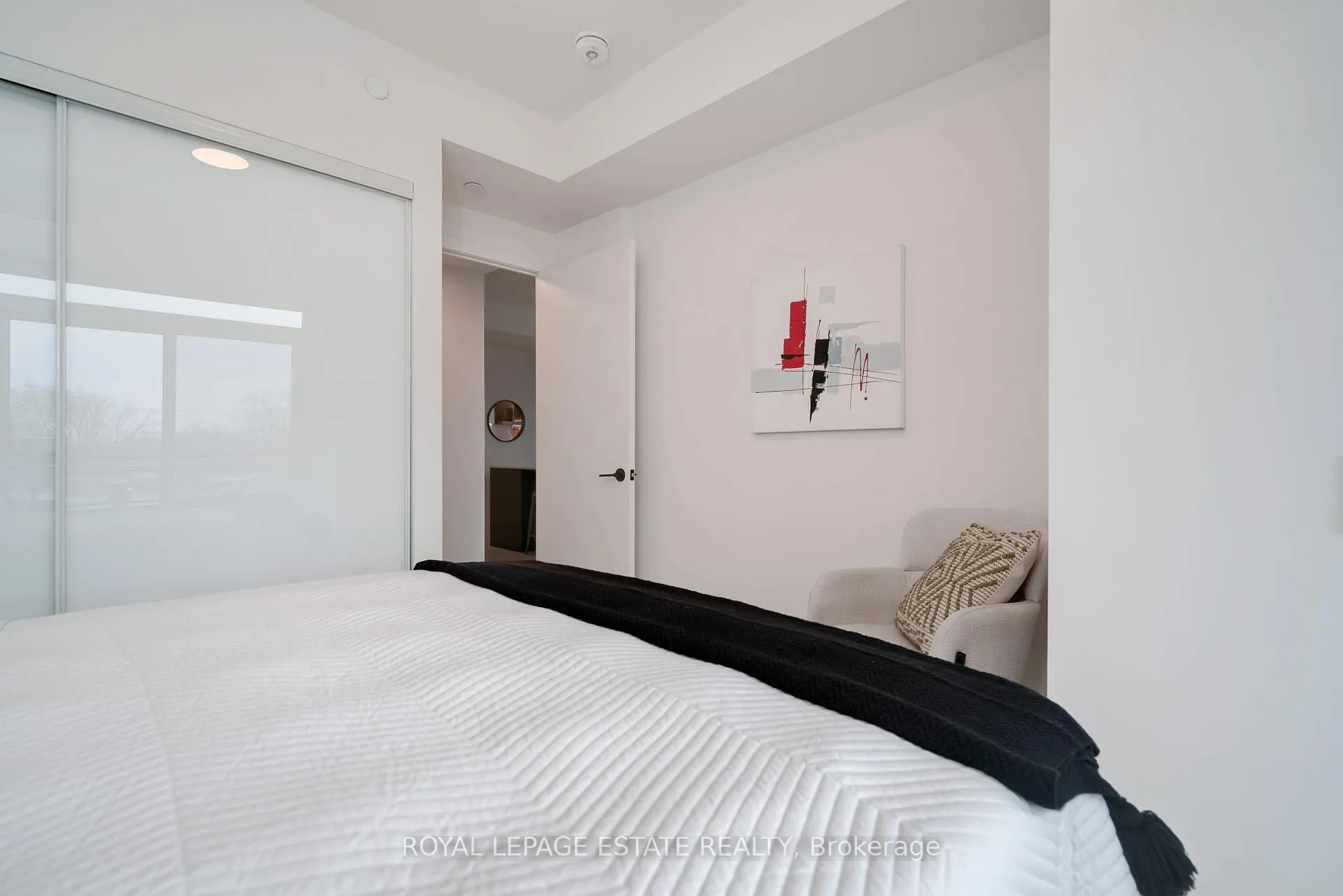 Photo 12 of Unit 404, 1285 Queen Street E, Toronto, Greenwood-Coxwell — HOMEH
