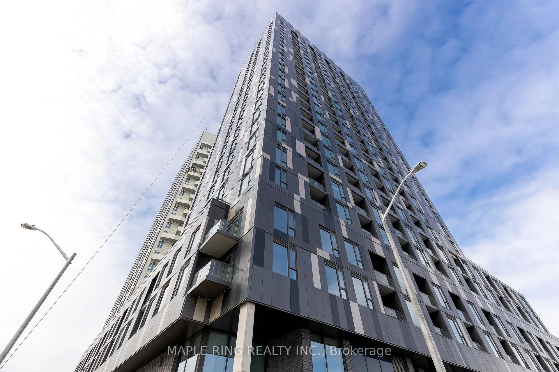 Photo 7 of Unit 406, 474 Caldari Road, Vaughan, Concord — HOMEH