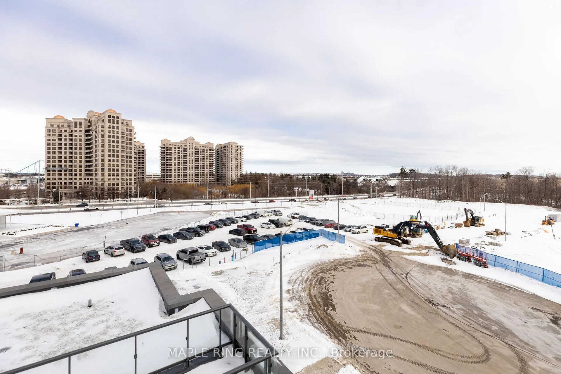 Photo 9 of Unit 406, 474 Caldari Road, Vaughan, Concord — HOMEH
