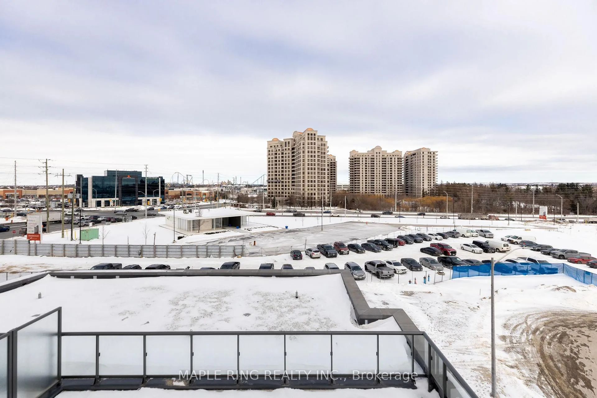 Photo 10 of Unit 406, 474 Caldari Road, Vaughan, Concord — HOMEH