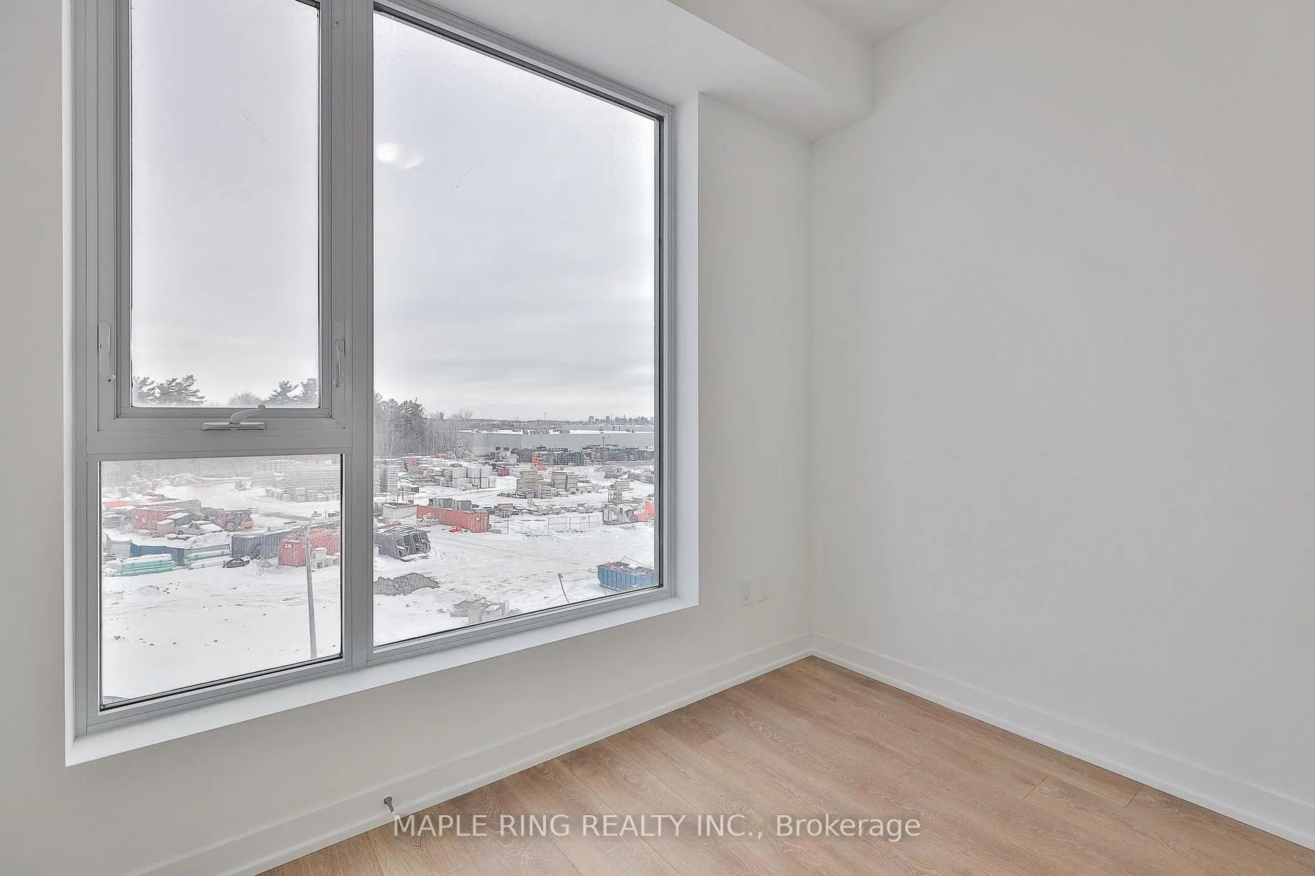 Photo 15 of Unit 406, 474 Caldari Road, Vaughan, Concord — HOMEH