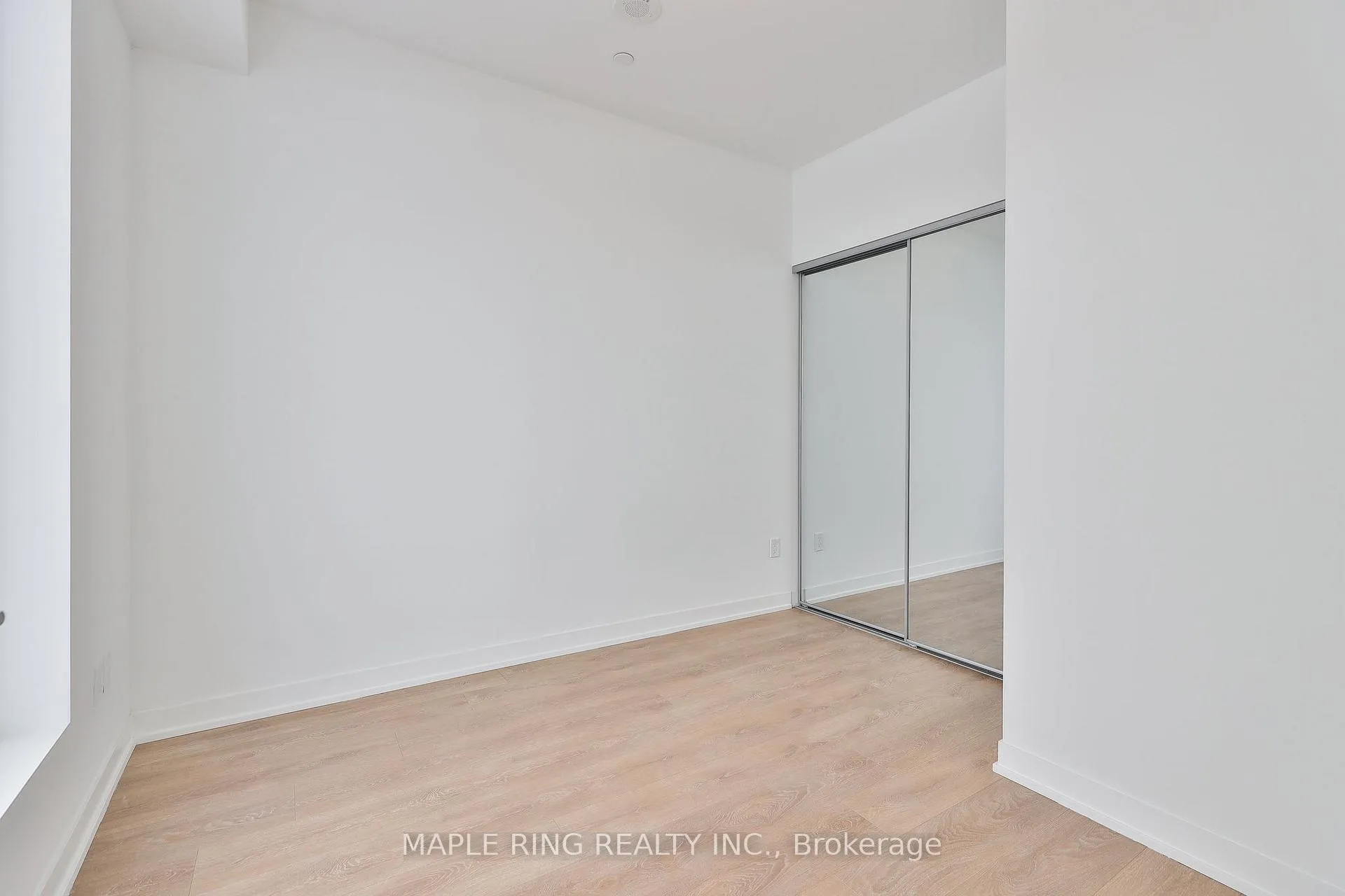 Photo 17 of Unit 406, 474 Caldari Road, Vaughan, Concord — HOMEH