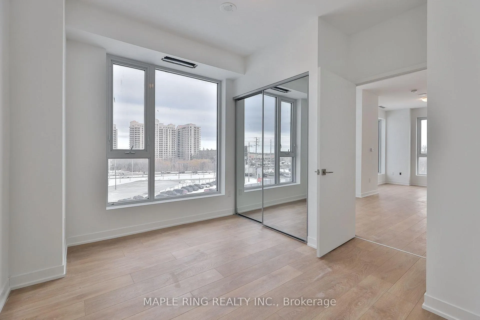 Photo 21 of Unit 406, 474 Caldari Road, Vaughan, Concord — HOMEH