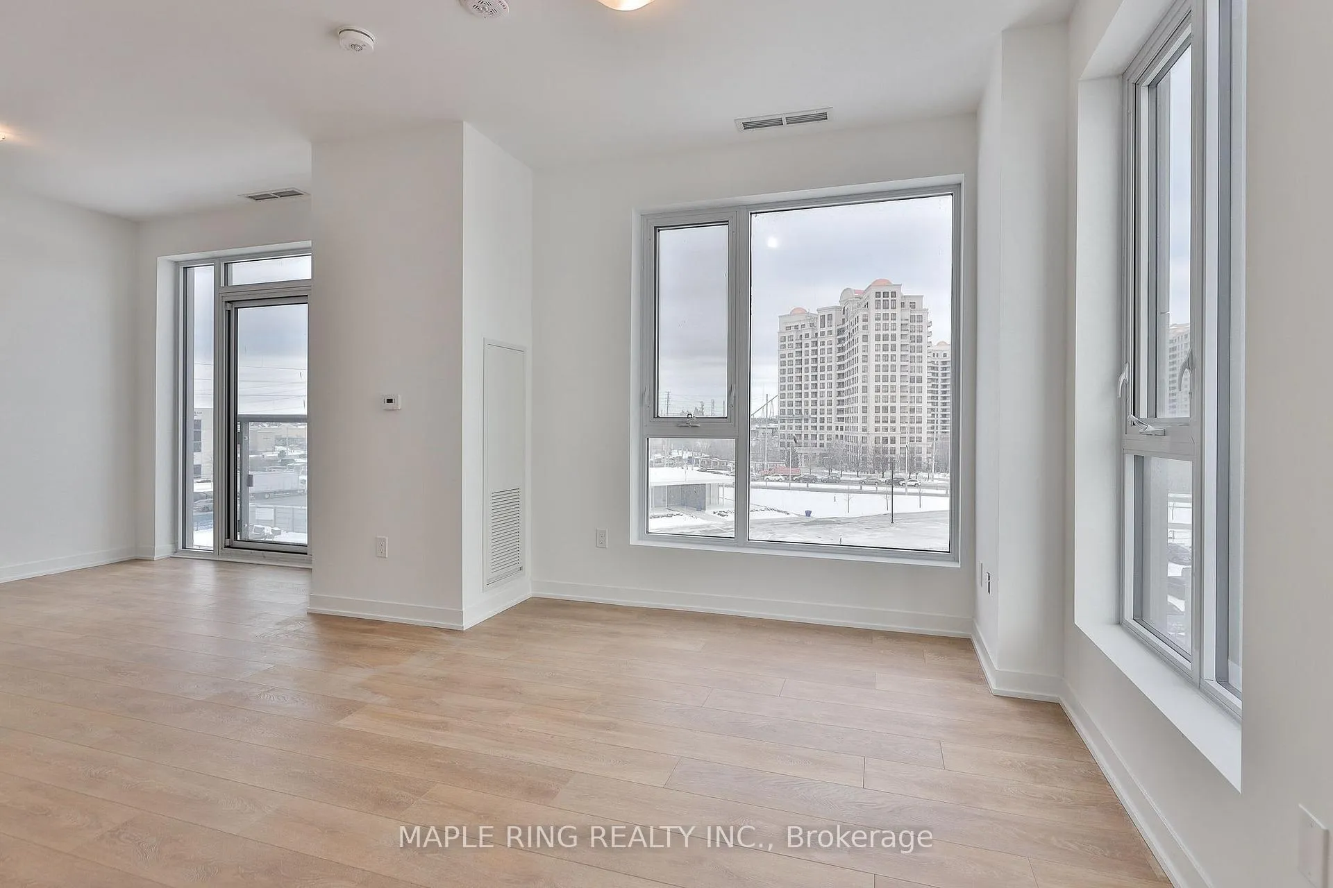 Photo 30 of Unit 406, 474 Caldari Road, Vaughan, Concord — HOMEH