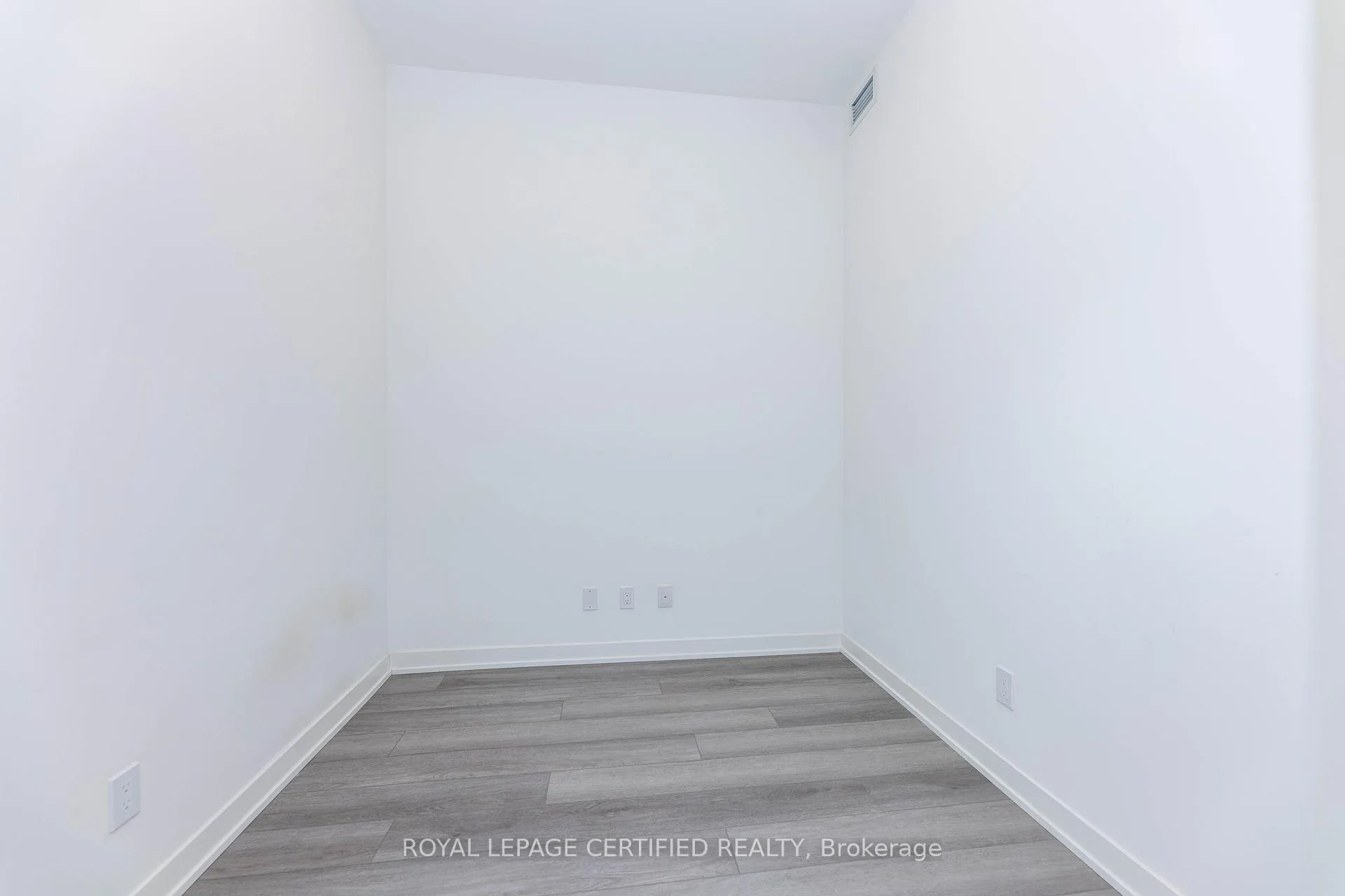 Photo 12 of Unit 1803, 8119 Birchmount Road, Markham, Unionville — HOMEH
