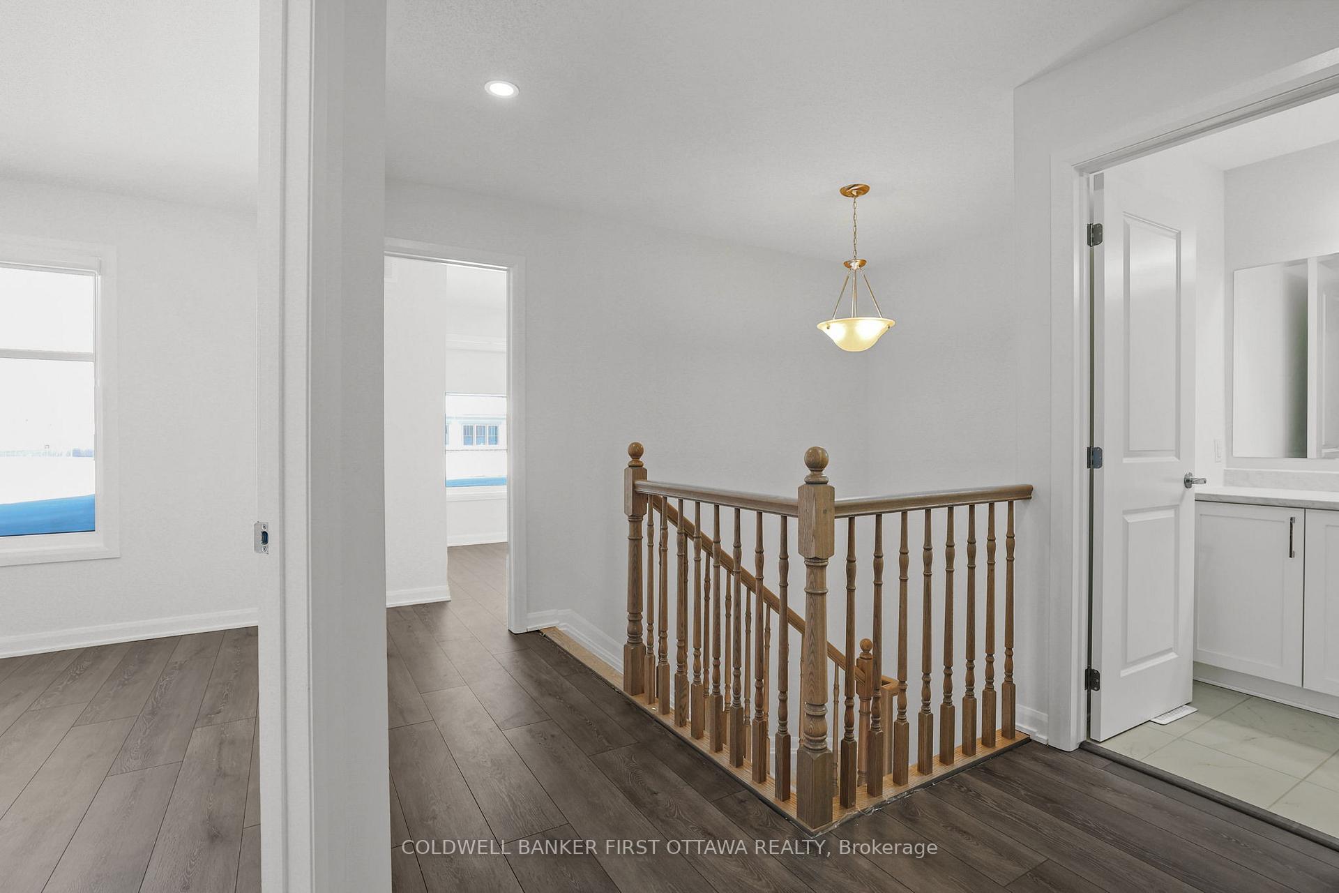 Photo 21 of 319 Cloyne Crescent, Ottawa, Barrhaven - Half Moon Bay — HOMEH