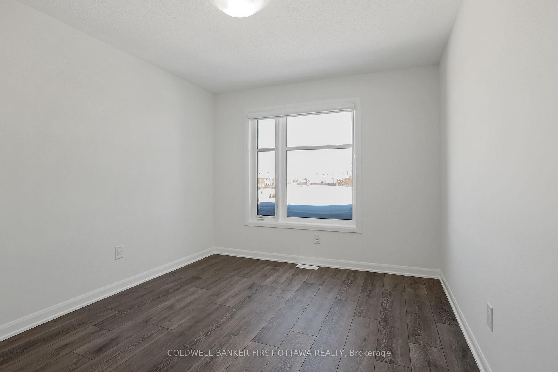 Photo 22 of 319 Cloyne Crescent, Ottawa, Barrhaven - Half Moon Bay — HOMEH