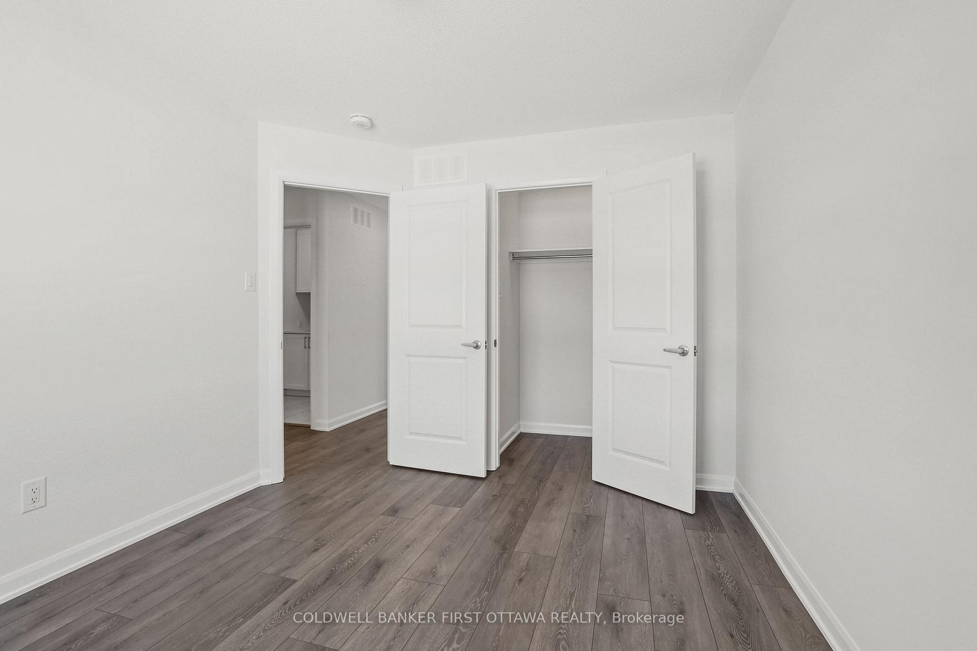 Photo 23 of 319 Cloyne Crescent, Ottawa, Barrhaven - Half Moon Bay — HOMEH