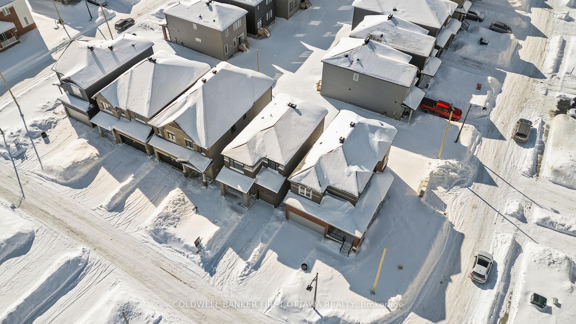 Photo 28 of 319 Cloyne Crescent, Ottawa, Barrhaven - Half Moon Bay — HOMEH
