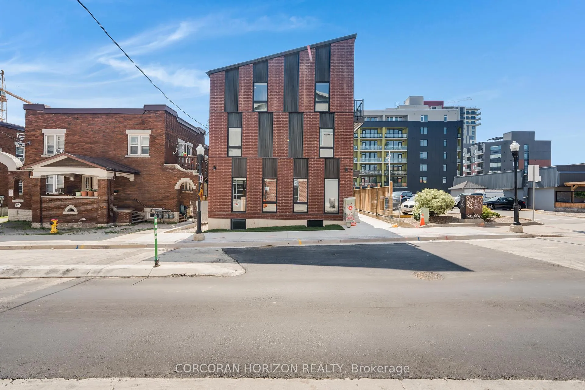 Photo 2 of Unit 3, 15 Cedar Street, Kitchener — HOMEH