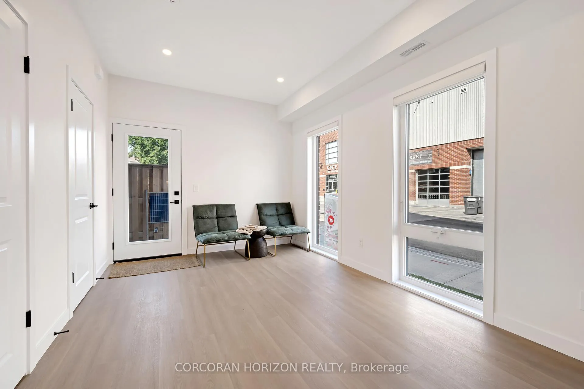Photo 6 of Unit 3, 15 Cedar Street, Kitchener — HOMEH
