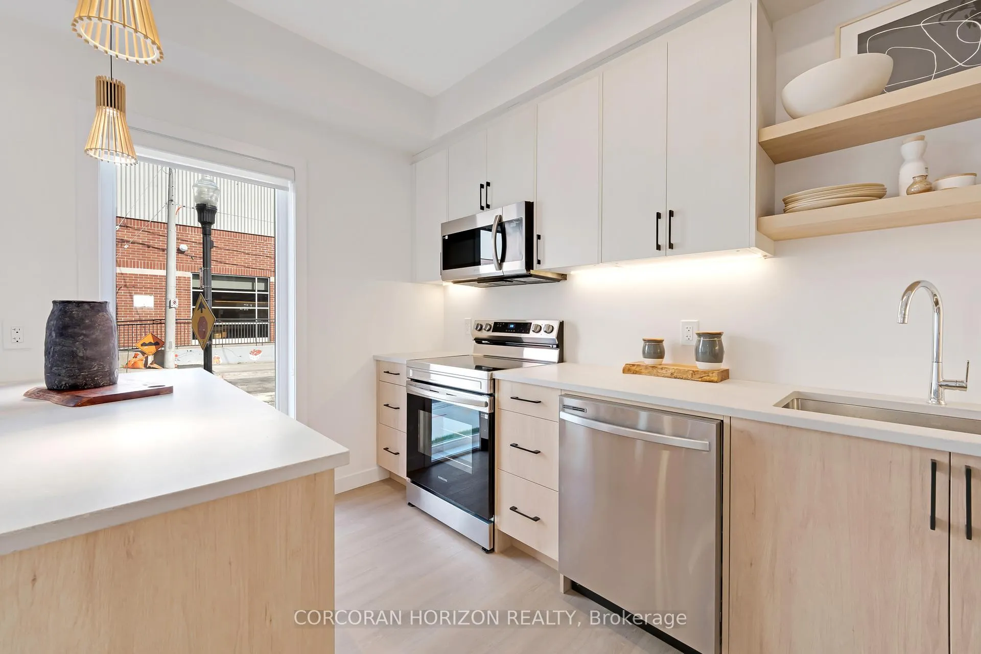 Photo 10 of Unit 3, 15 Cedar Street, Kitchener — HOMEH