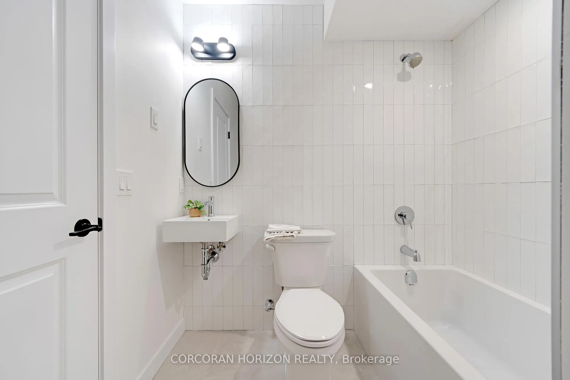 Photo 19 of Unit 3, 15 Cedar Street, Kitchener — HOMEH