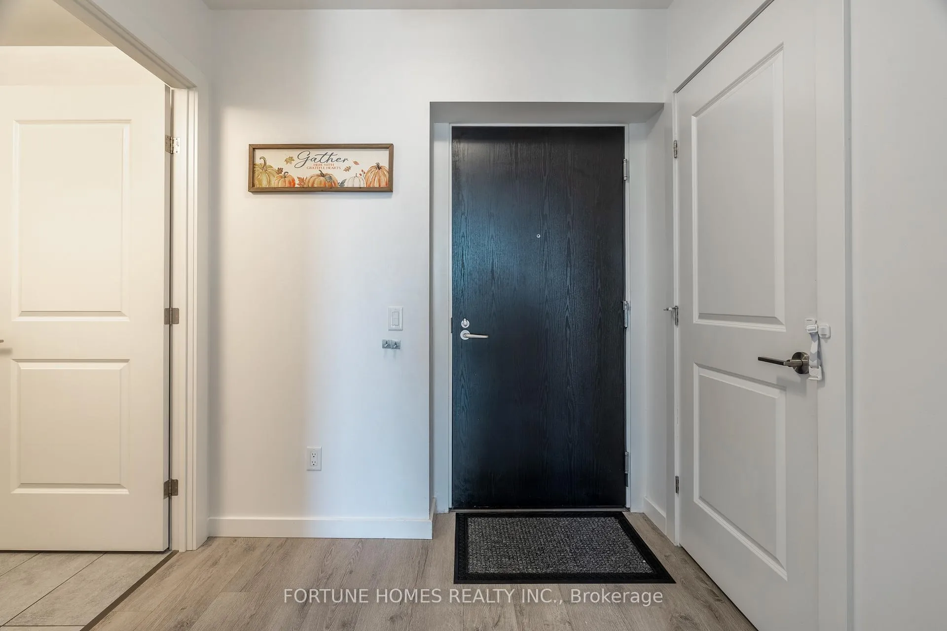 Photo 17 of Unit 1712, 181 King Street S, Waterloo, Uptown West — HOMEH