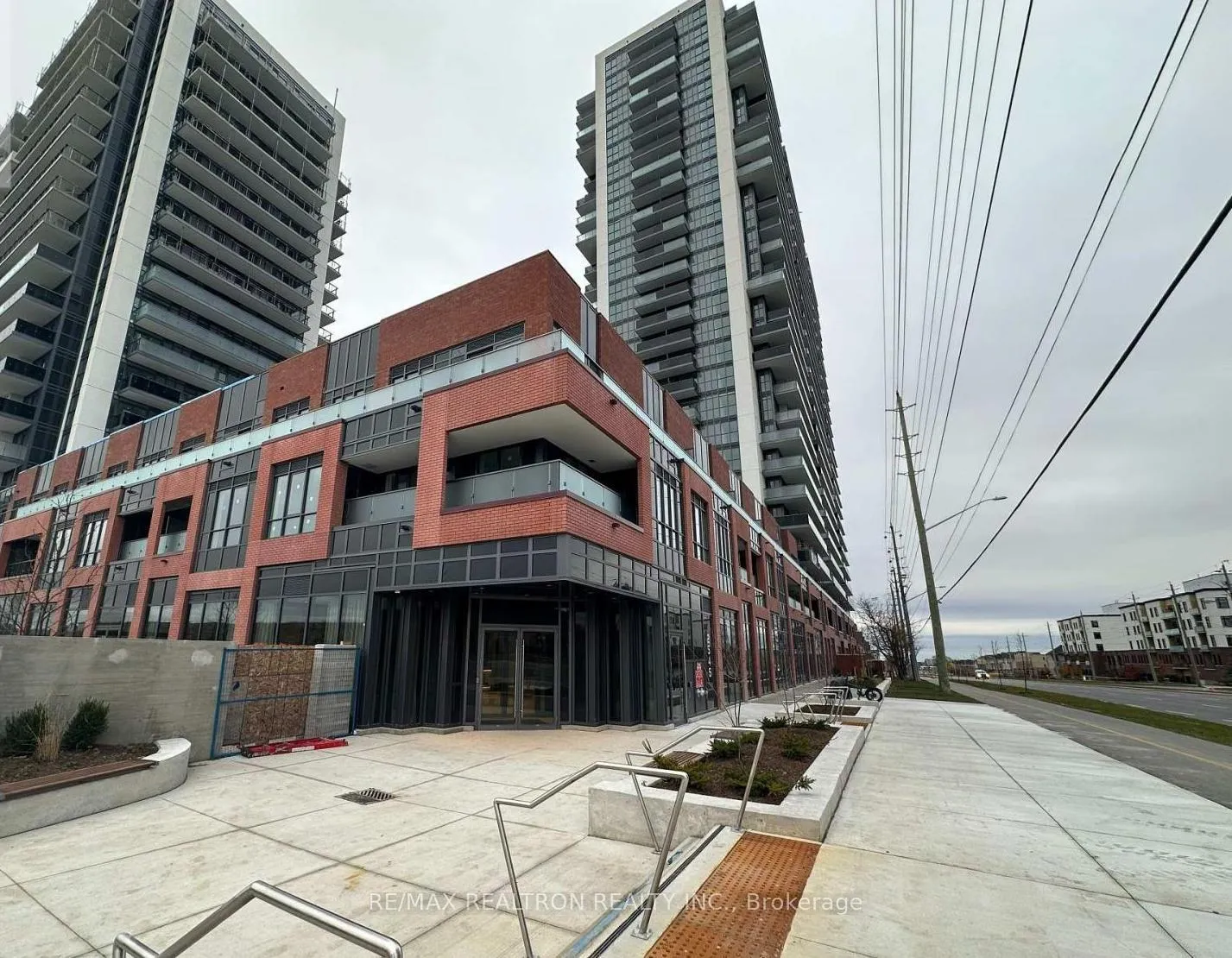 Photo 1 of Unit 337, 2545 Simcoe Street, Oshawa, Windfields — HOMEH