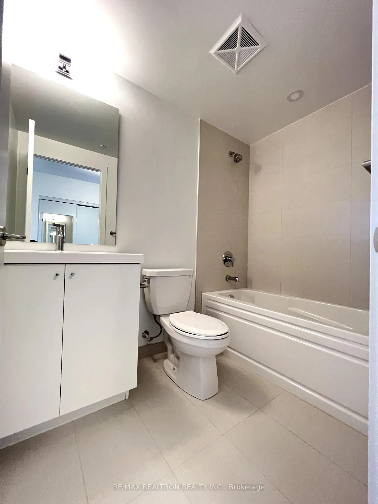 Photo 6 of Unit 337, 2545 Simcoe Street, Oshawa, Windfields — HOMEH