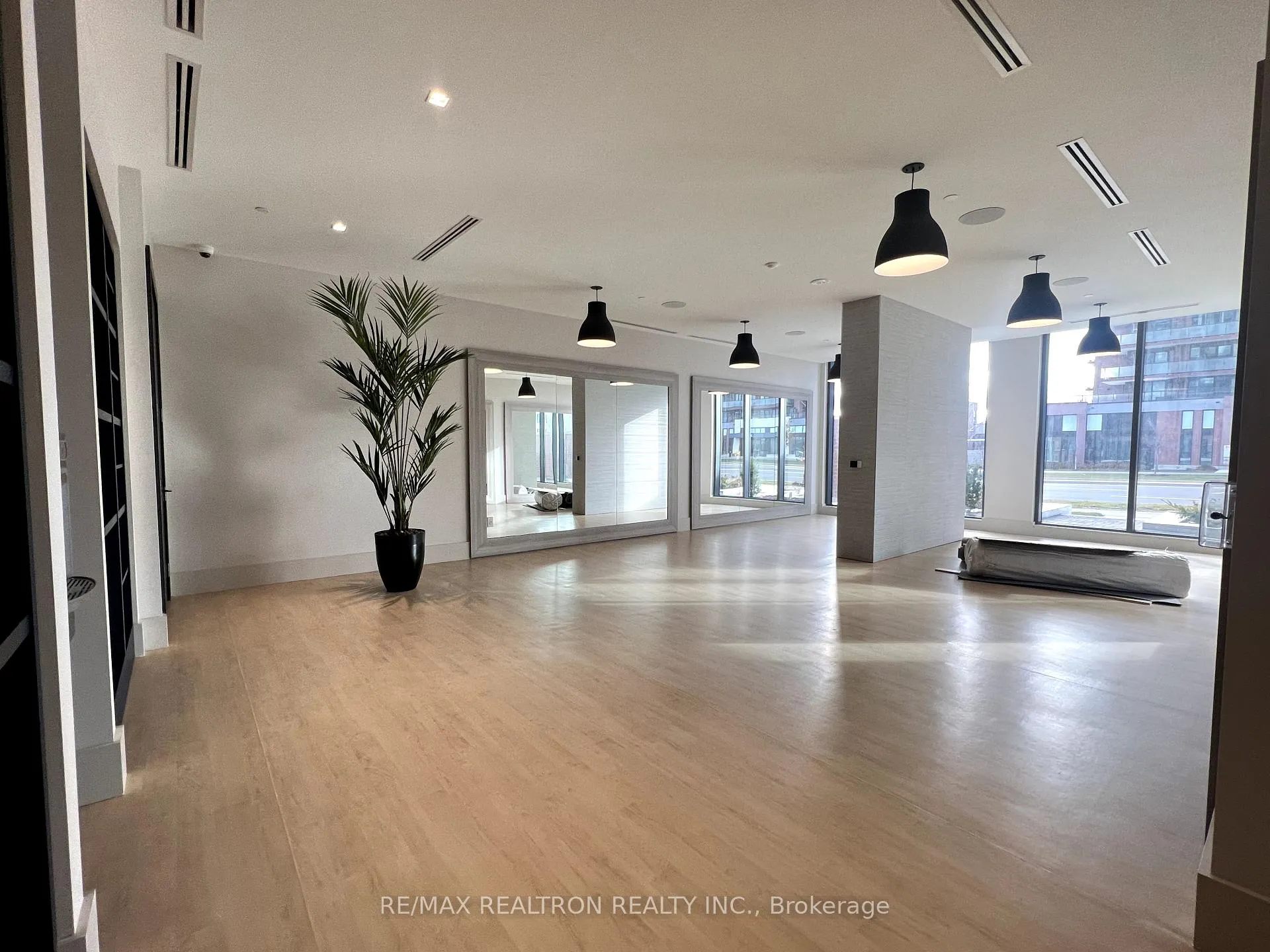 Photo 10 of Unit 337, 2545 Simcoe Street, Oshawa, Windfields — HOMEH