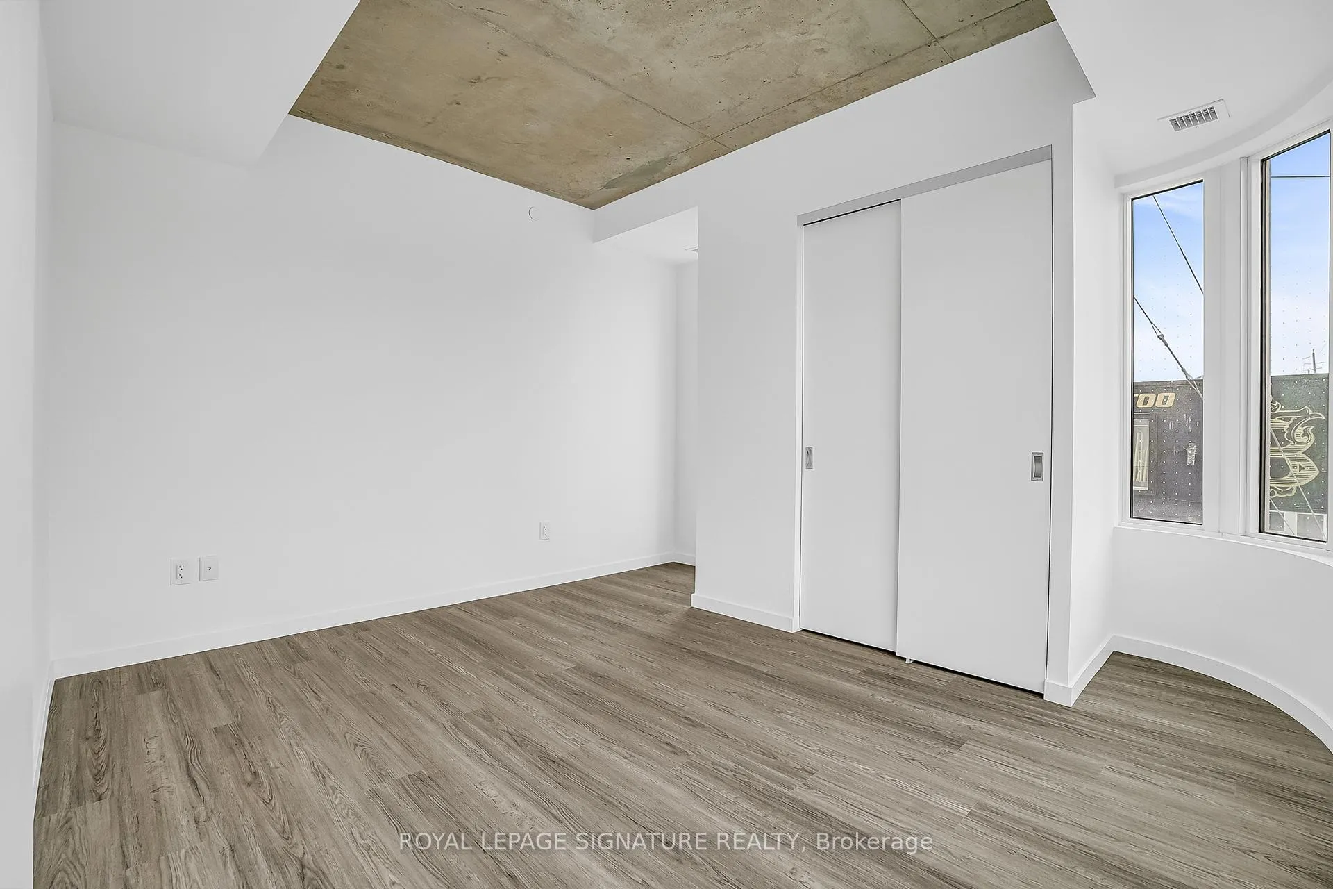 Photo 26 of Unit 214, 689 The Queensway, Etobicoke, Stonegate-Queensway — HOMEH