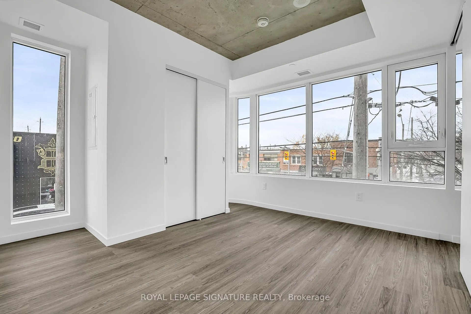 Photo 29 of Unit 214, 689 The Queensway, Etobicoke, Stonegate-Queensway — HOMEH