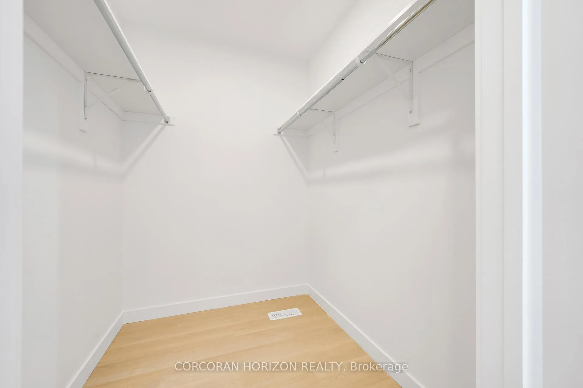 Photo 30 of Unit 1, 15 Cedar Street, Kitchener — HOMEH