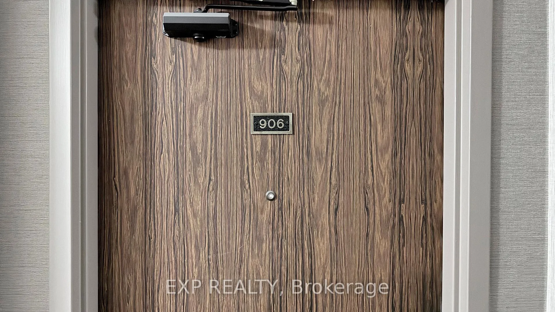 Photo 7 of Unit 906, 130 Neptune Drive, Toronto, Englemount-Lawrence — HOMEH