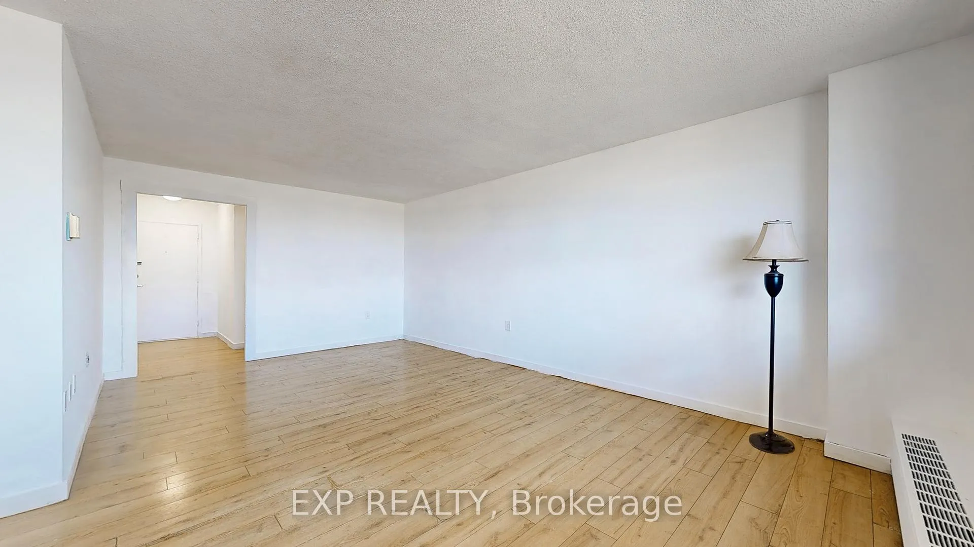 Photo 19 of Unit 906, 130 Neptune Drive, Toronto, Englemount-Lawrence — HOMEH