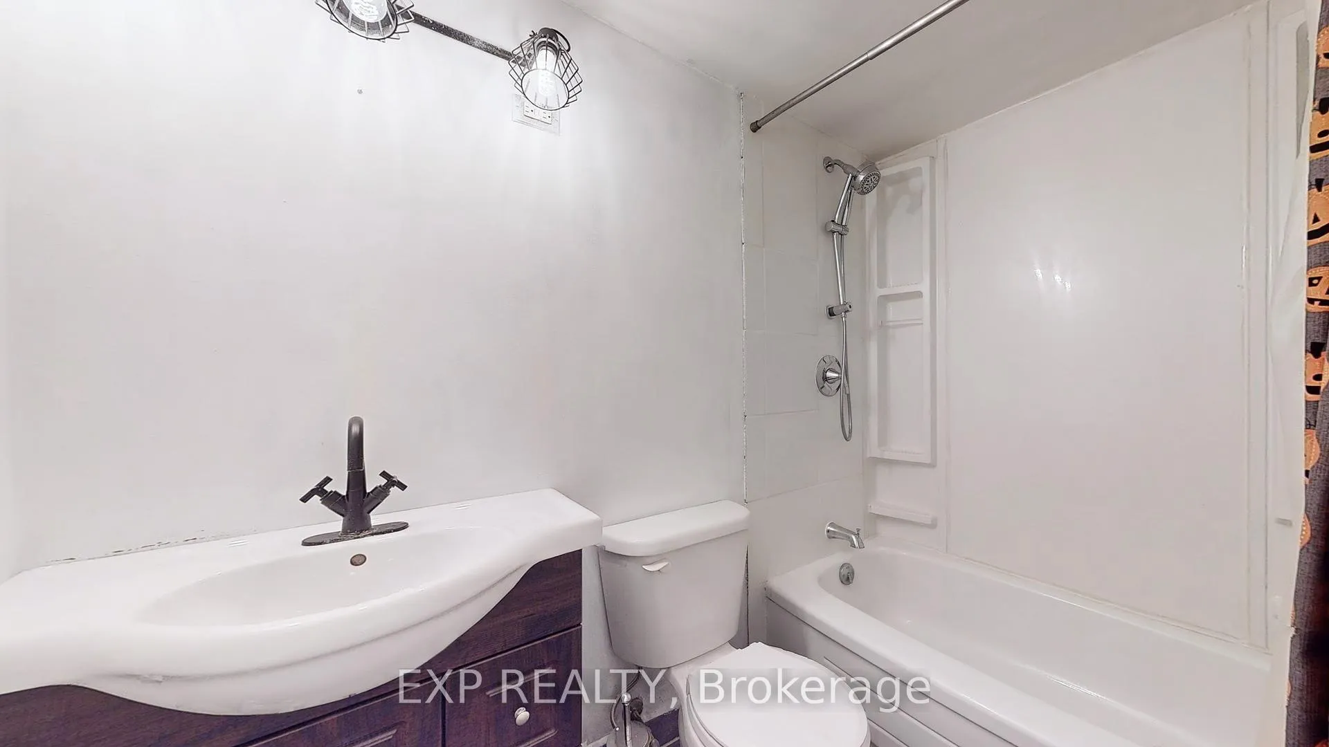 Photo 20 of Unit 906, 130 Neptune Drive, Toronto, Englemount-Lawrence — HOMEH