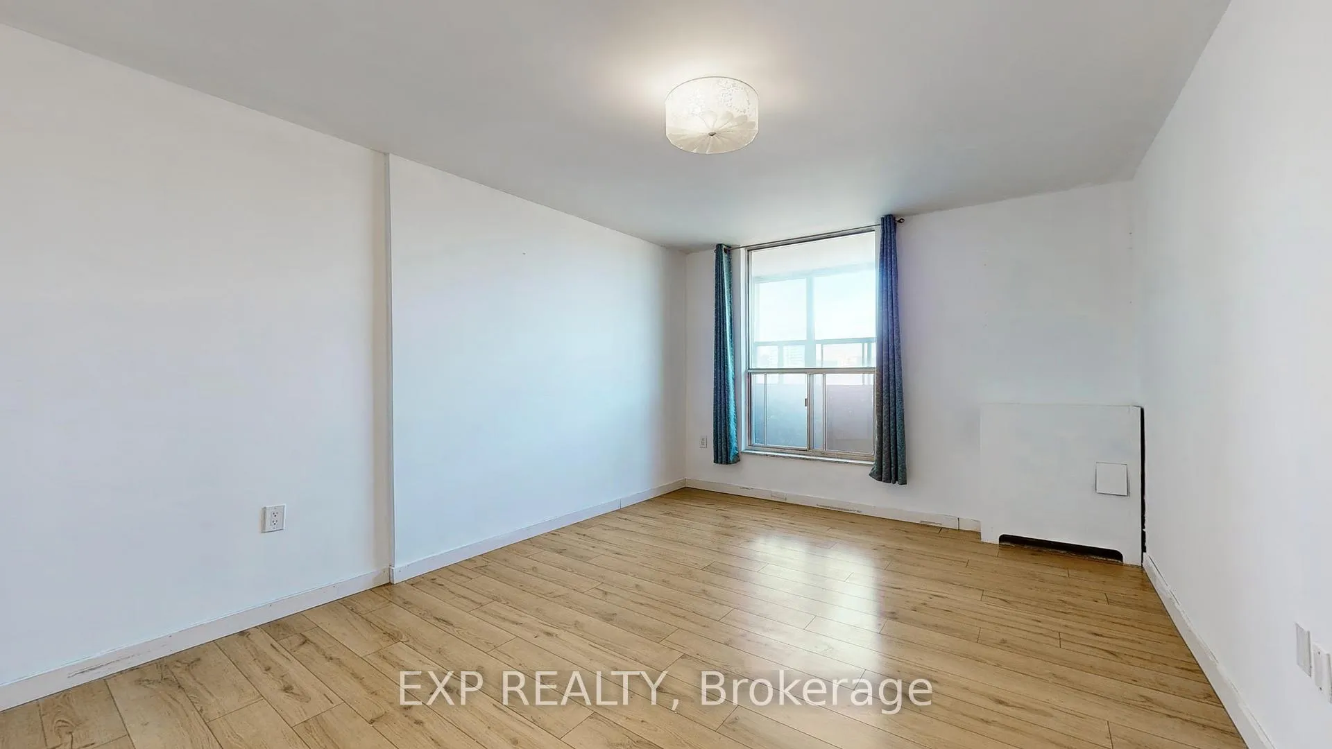 Photo 23 of Unit 906, 130 Neptune Drive, Toronto, Englemount-Lawrence — HOMEH