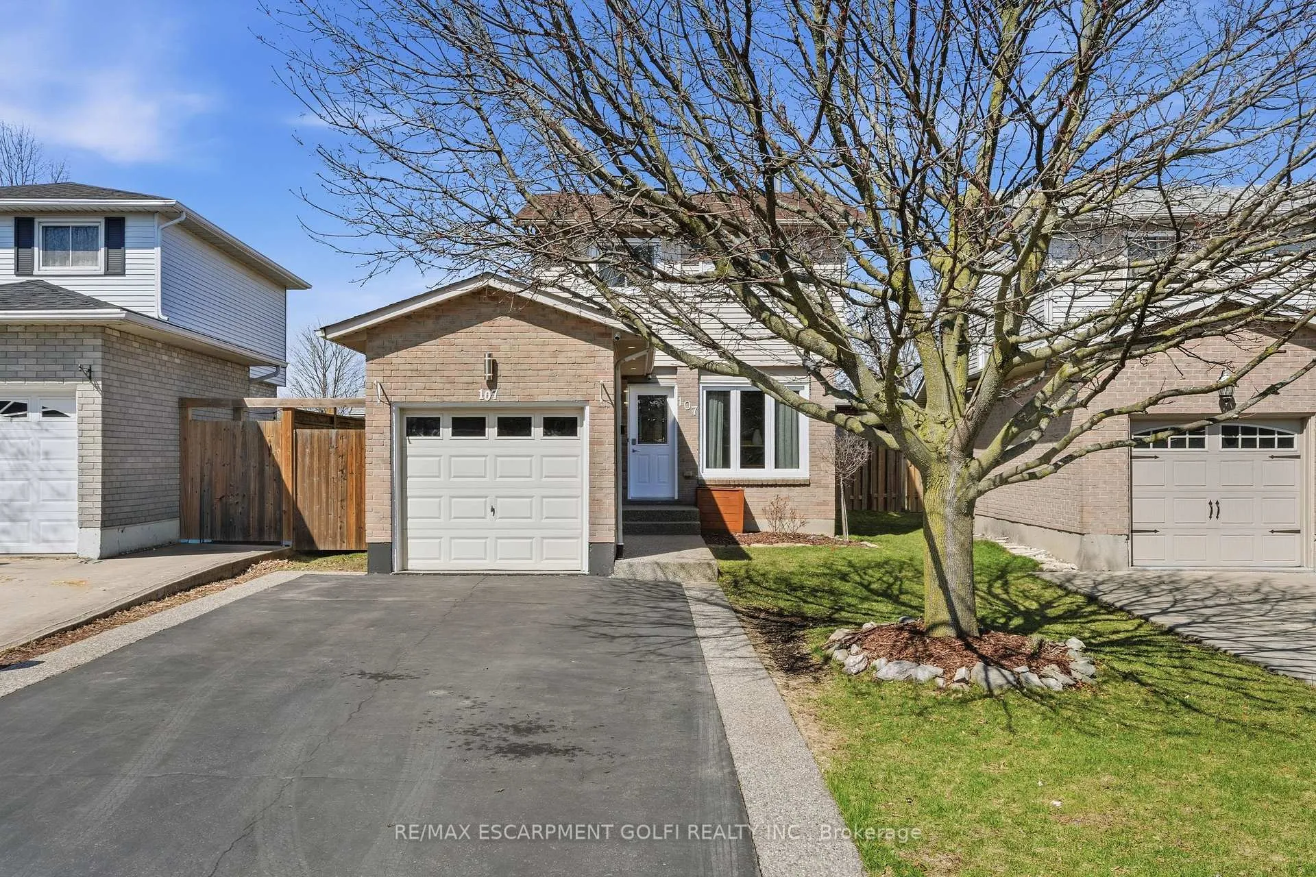Photo 1 of 107 Broughton Avenue, Hamilton, Broughton — HOMEH