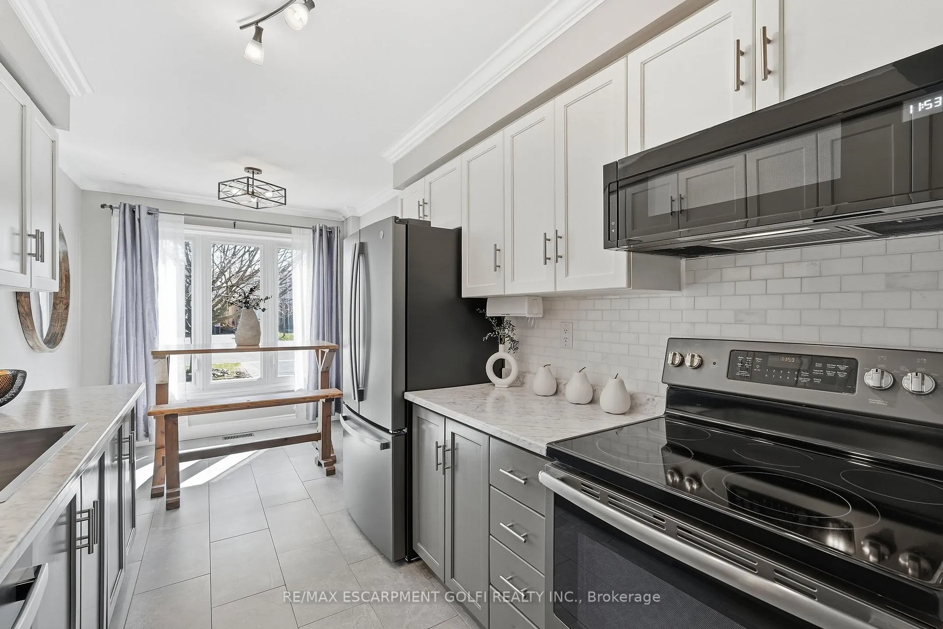 Photo 5 of 107 Broughton Avenue, Hamilton, Broughton — HOMEH