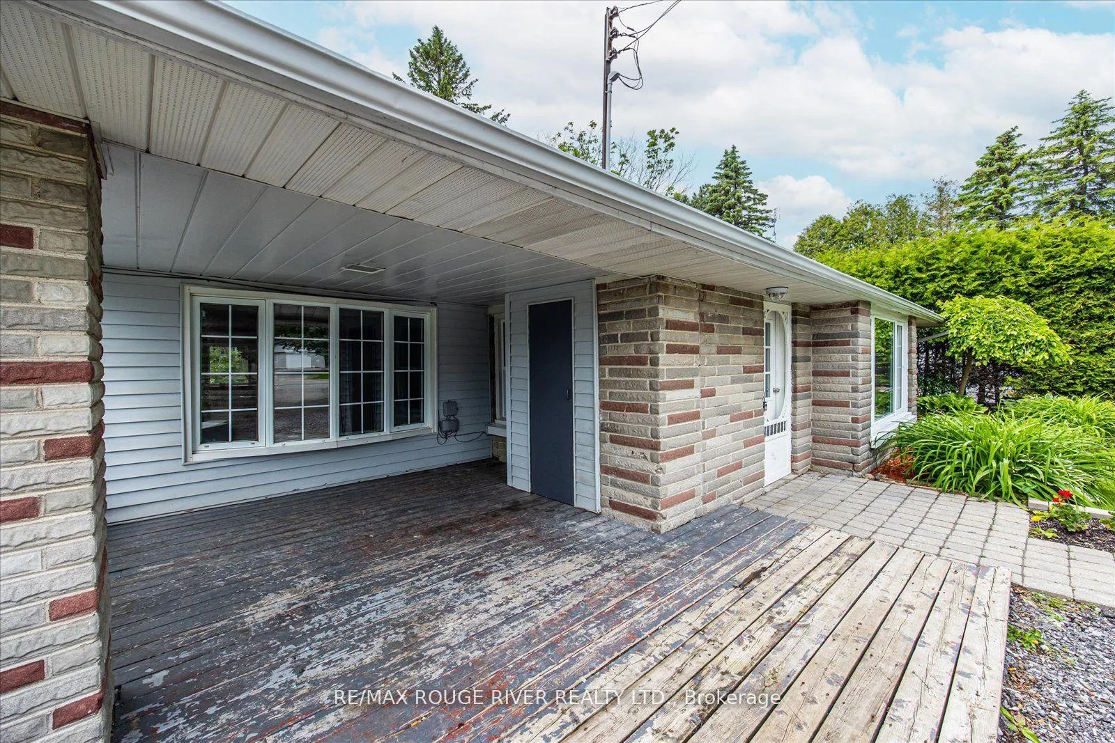Photo 3 of 3346 Courtice Road, Clarington, Courtice — HOMEH