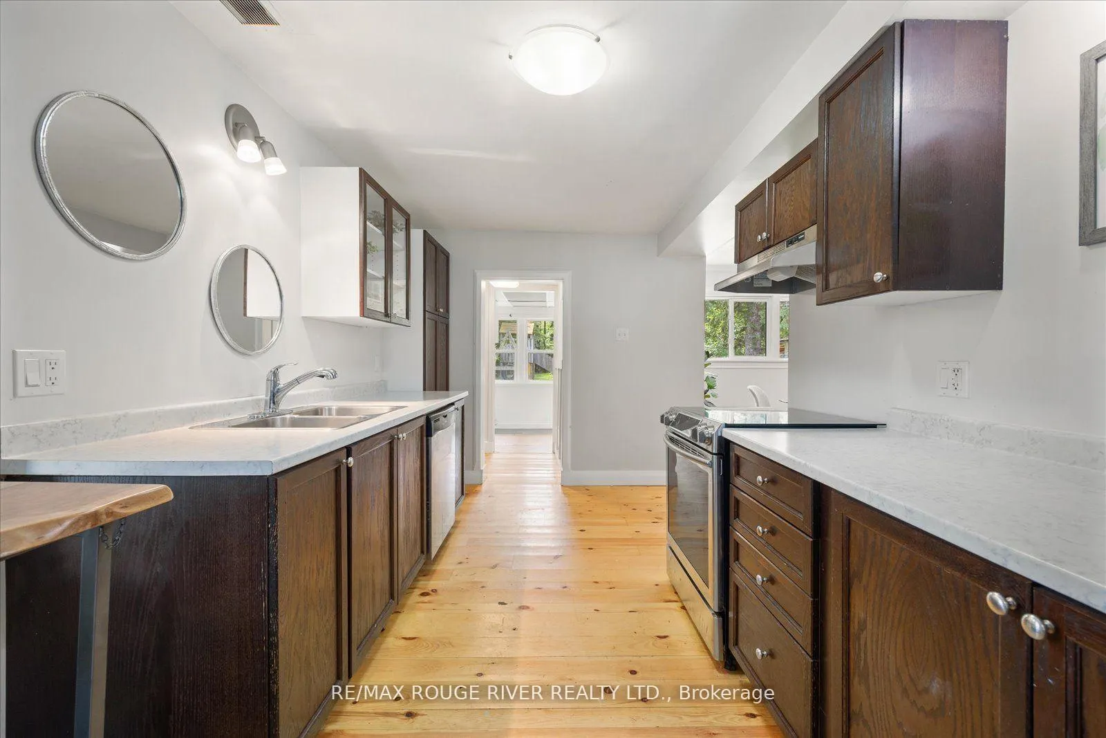 Photo 9 of 3346 Courtice Road, Clarington, Courtice — HOMEH