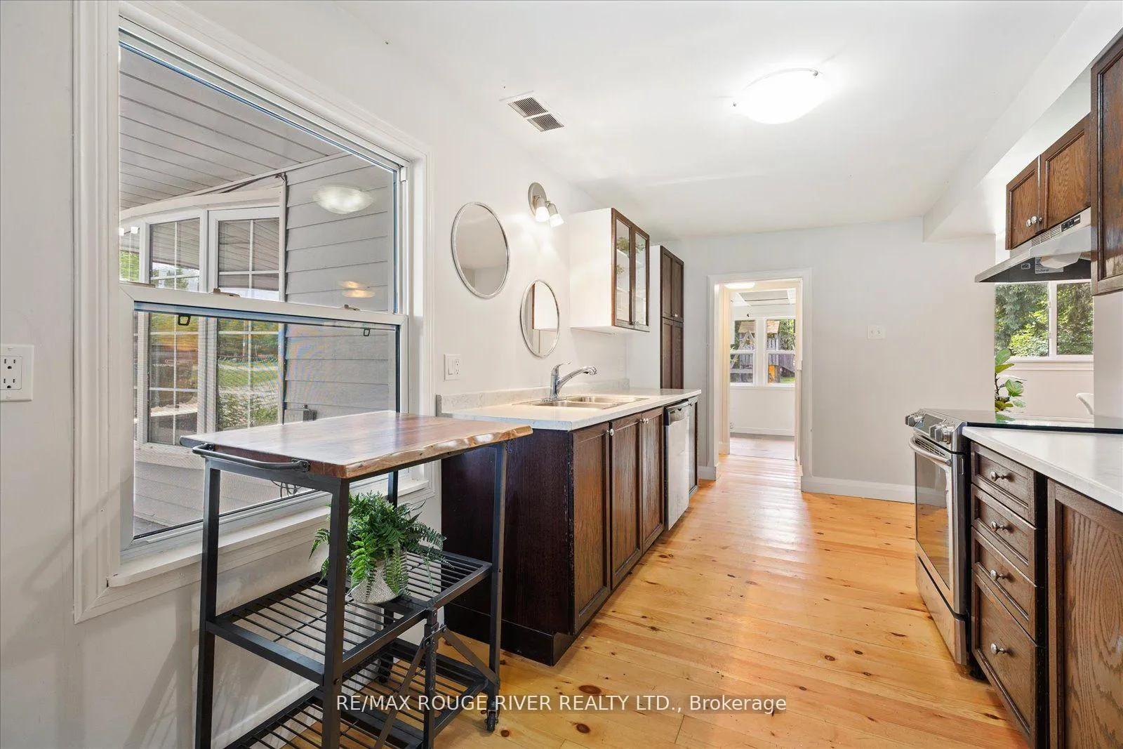 Photo 10 of 3346 Courtice Road, Clarington, Courtice — HOMEH