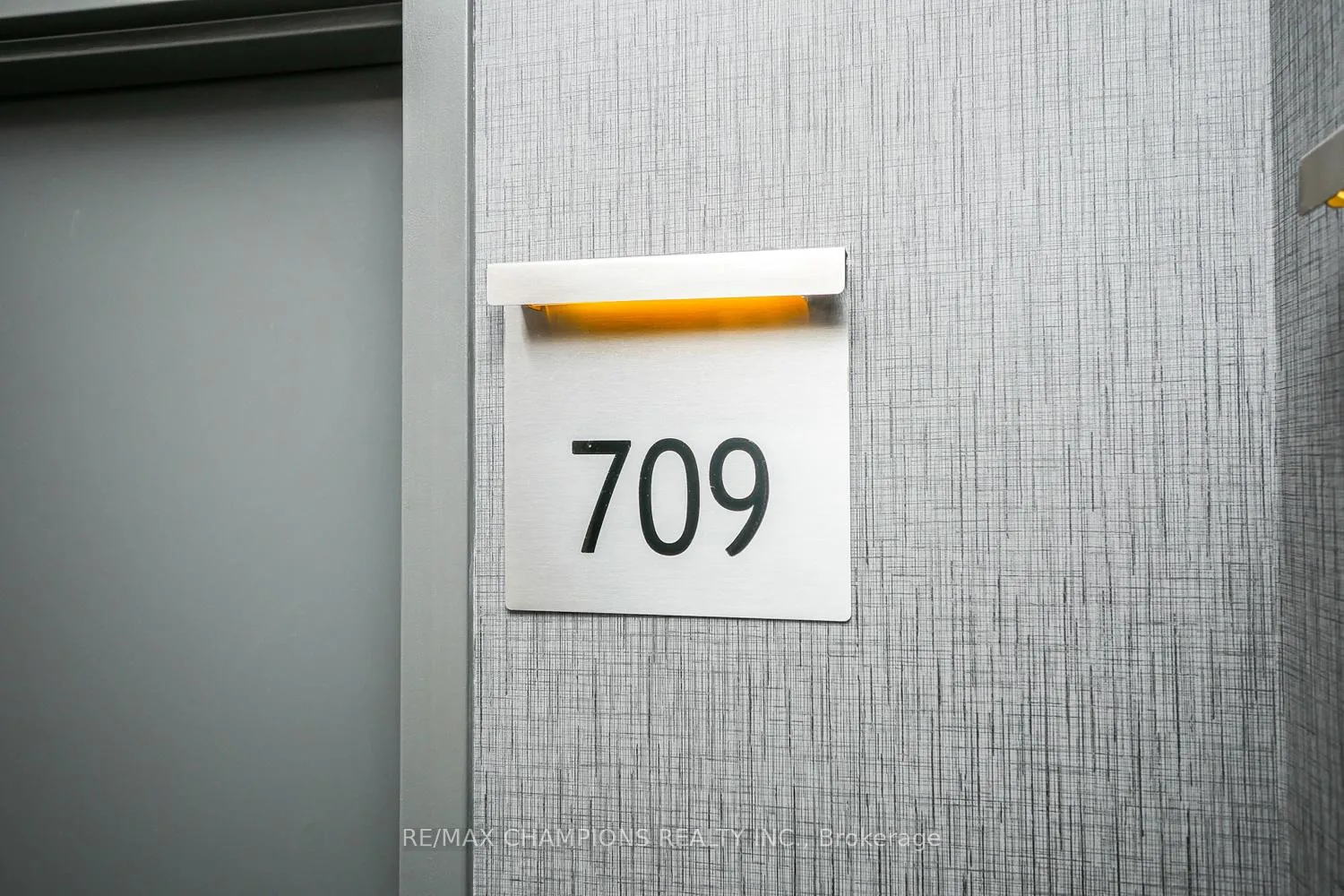 Photo 5 of Unit 709, 85 Duke Street W, Kitchener — HOMEH