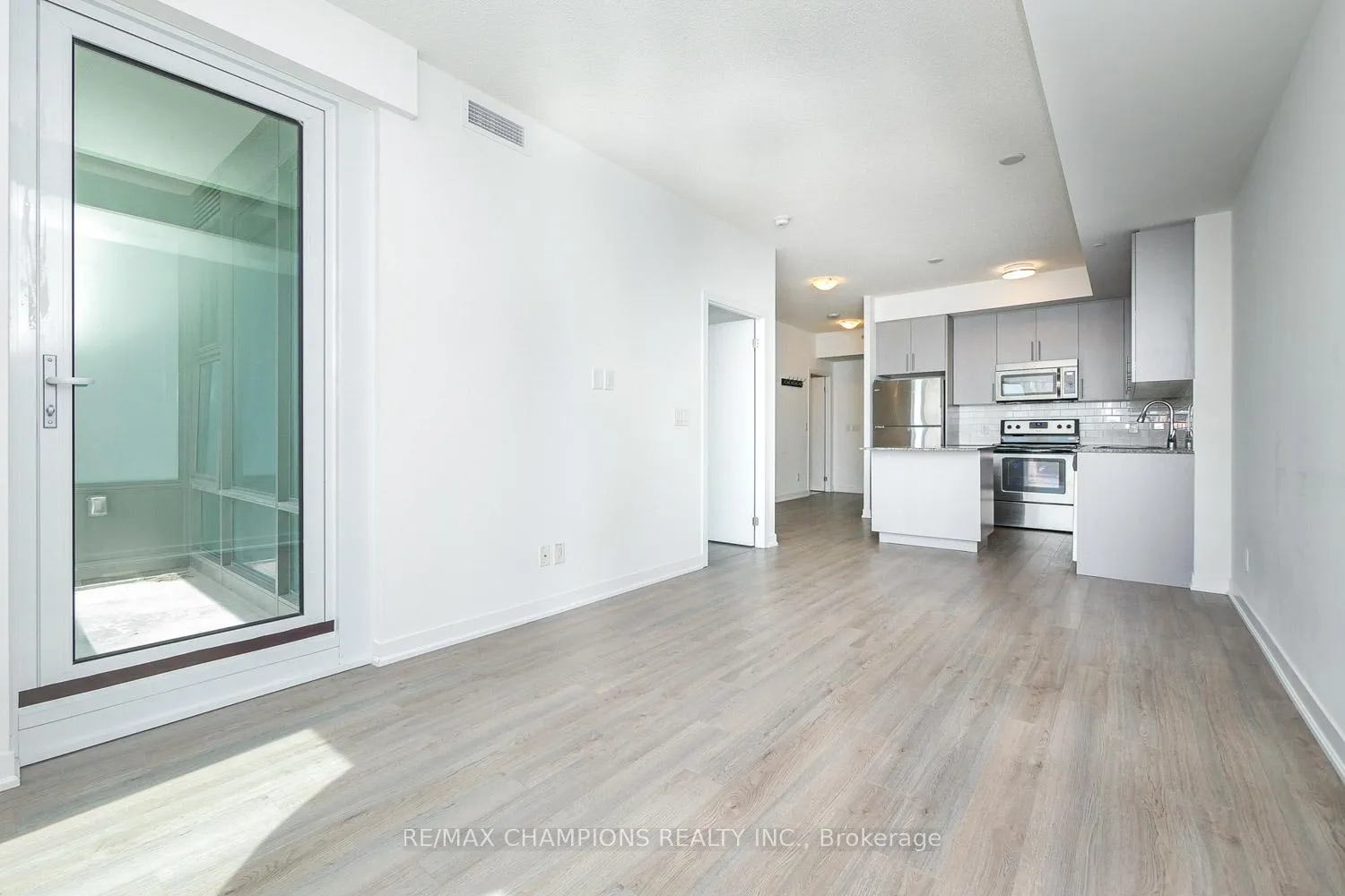 Photo 16 of Unit 709, 85 Duke Street W, Kitchener — HOMEH