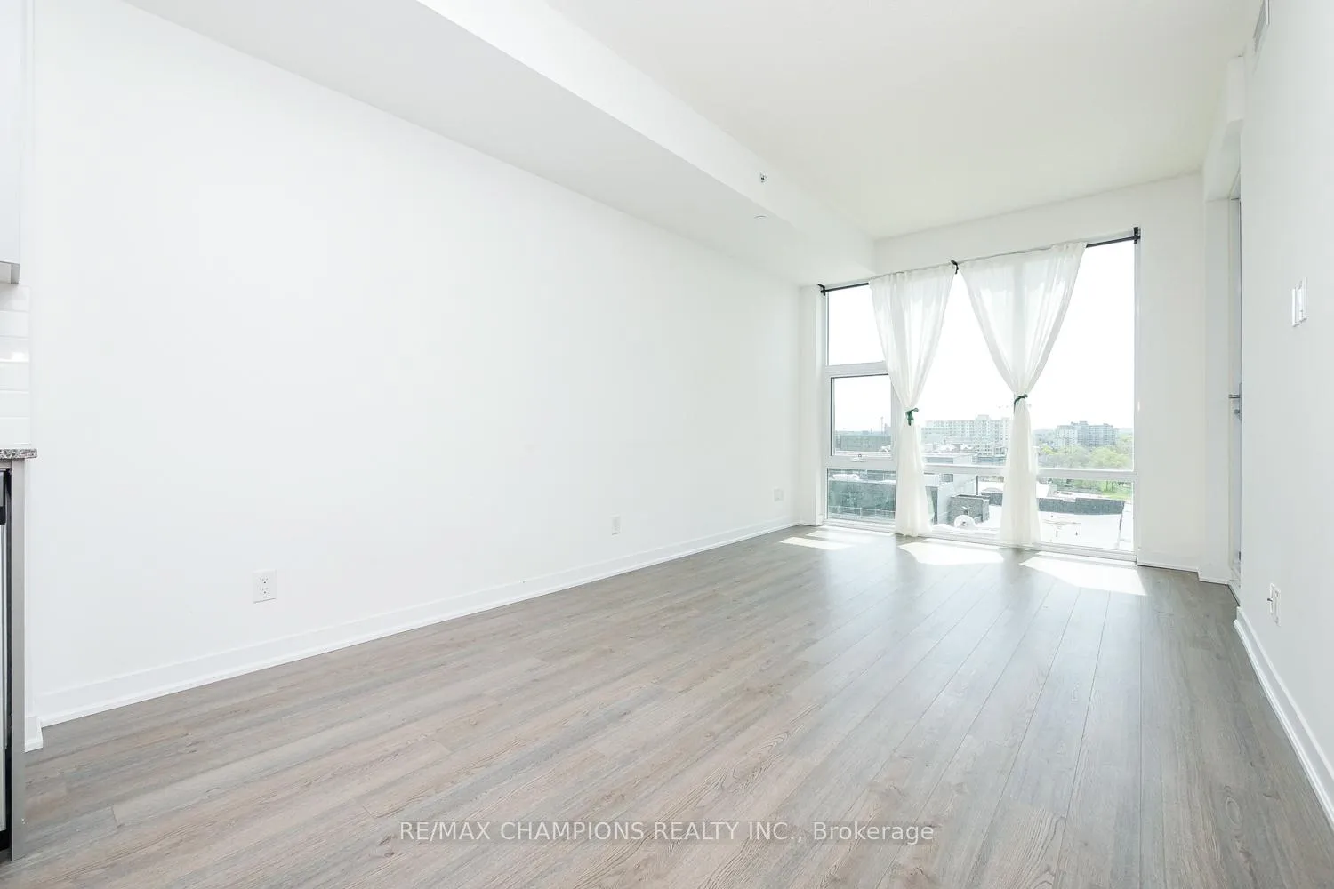 Photo 23 of Unit 709, 85 Duke Street W, Kitchener — HOMEH