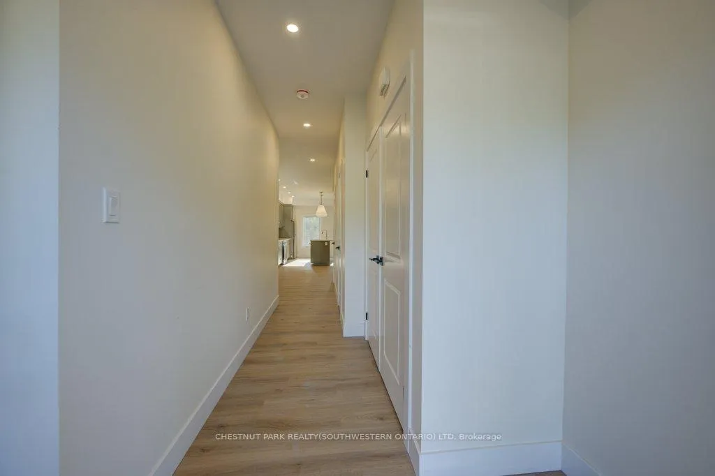 Photo 4 of 20 Stanley Avenue, Kitchener — HOMEH