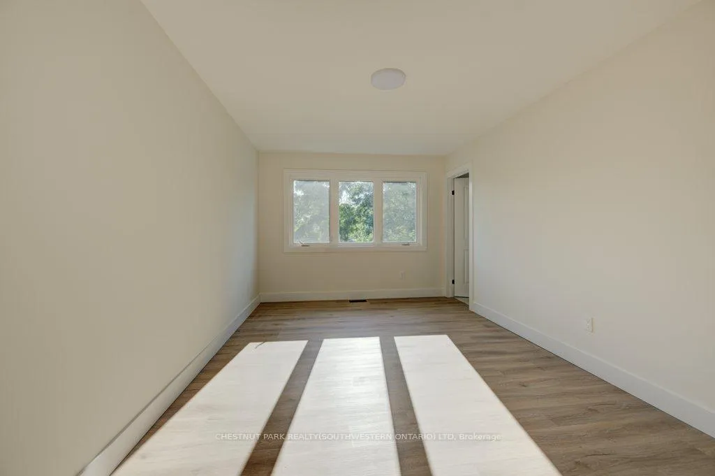 Photo 21 of 20 Stanley Avenue, Kitchener — HOMEH