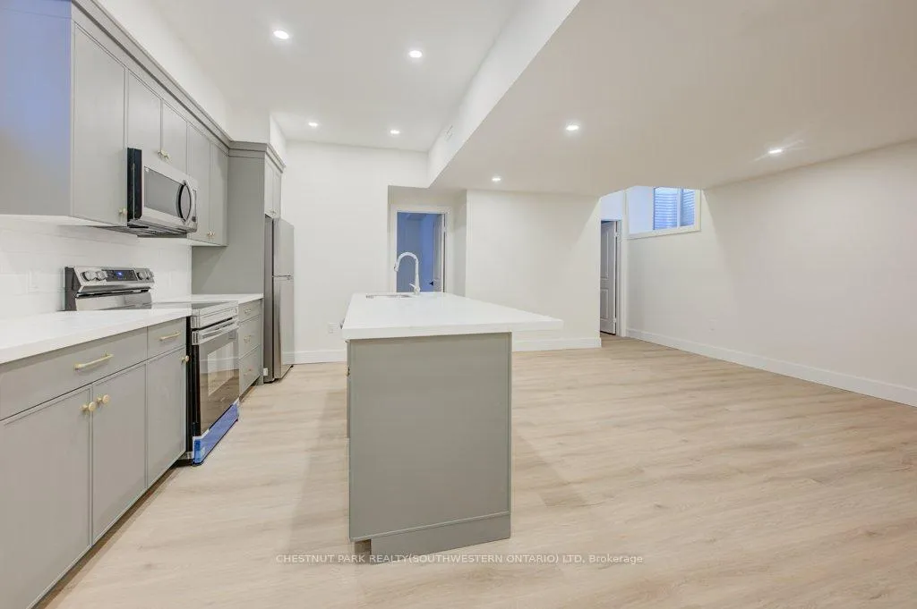 Photo 29 of 20 Stanley Avenue, Kitchener — HOMEH