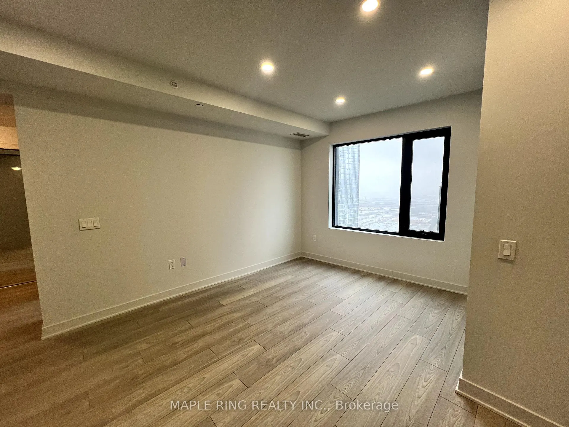 Photo 4 of Unit 2605, 2920 Highway 7 Road, Vaughan, Concord — HOMEH