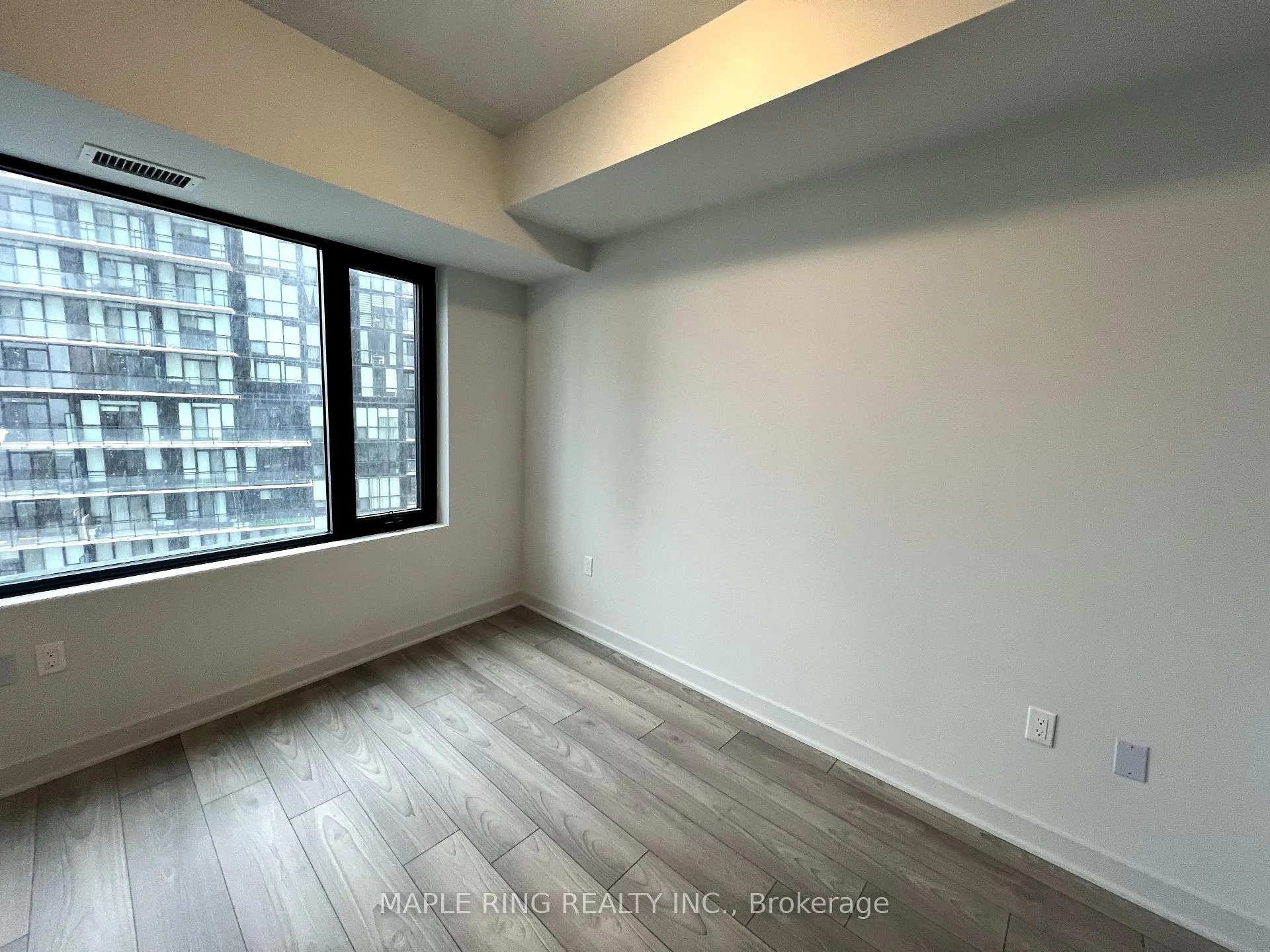 Photo 5 of Unit 2605, 2920 Highway 7 Road, Vaughan, Concord — HOMEH