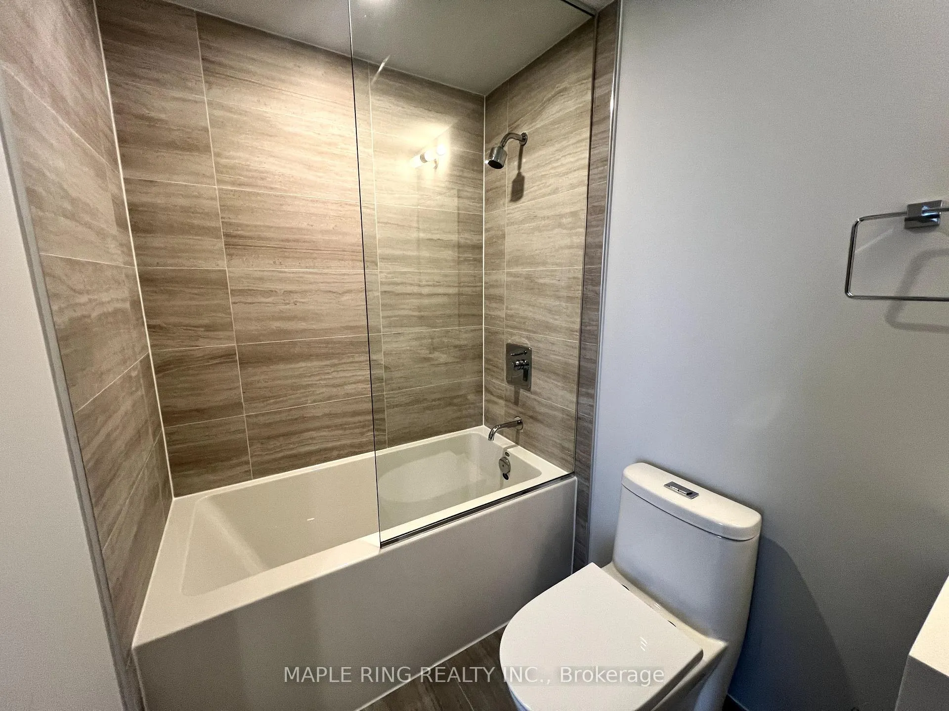 Photo 9 of Unit 2605, 2920 Highway 7 Road, Vaughan, Concord — HOMEH