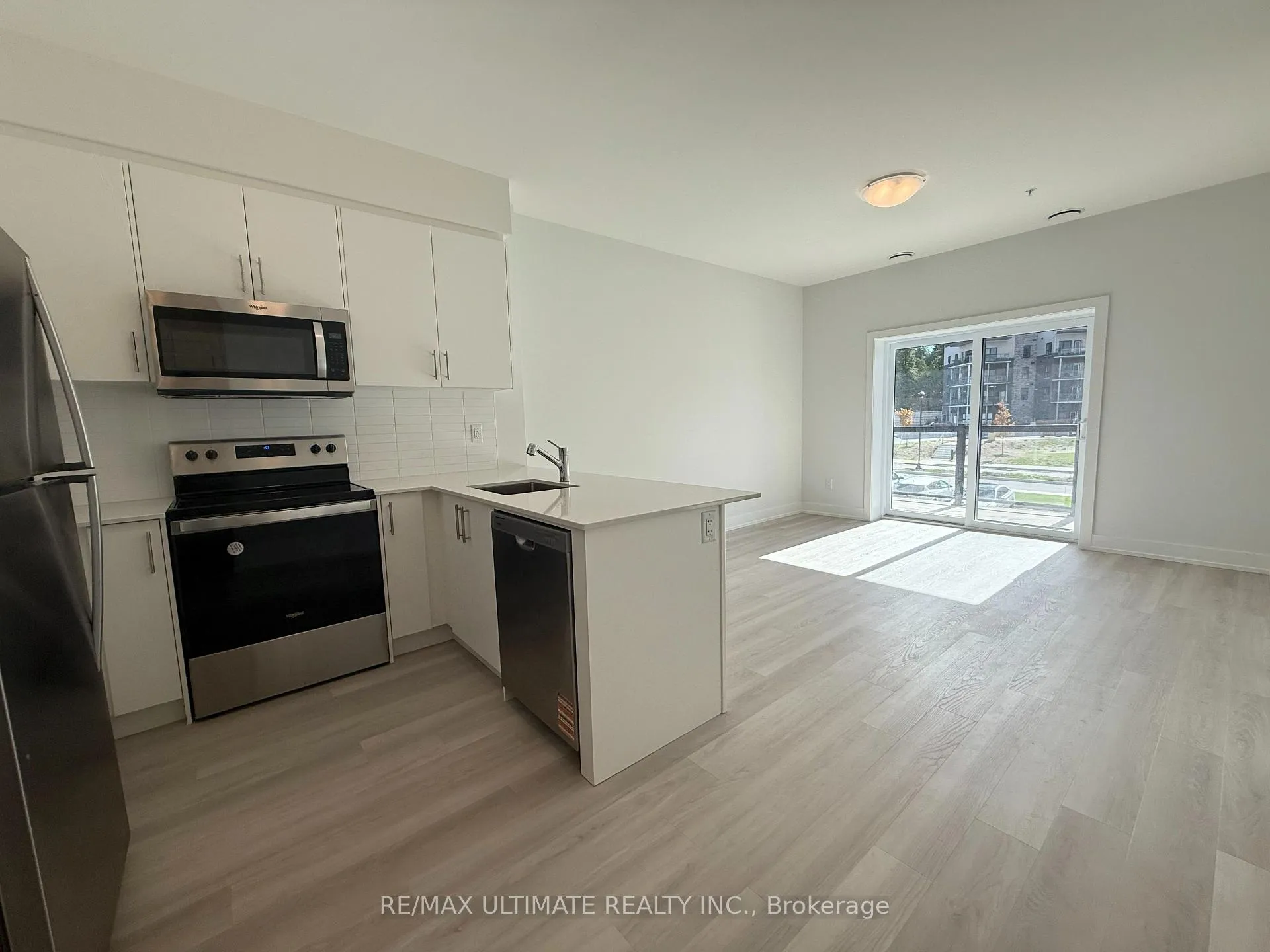 Photo 4 of Unit 213, 1100 Lackner Place, Kitchener — HOMEH