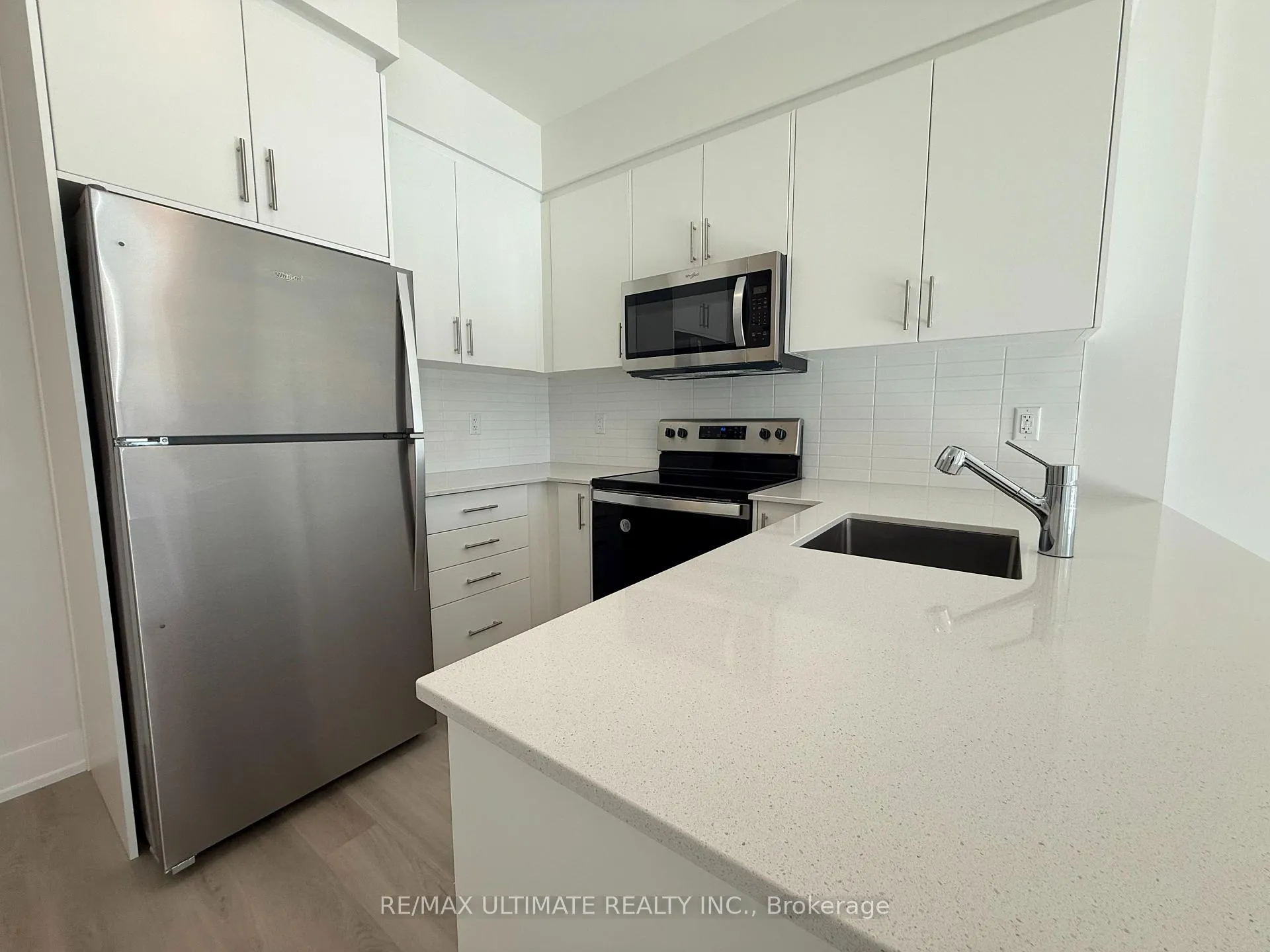Photo 6 of Unit 213, 1100 Lackner Place, Kitchener — HOMEH