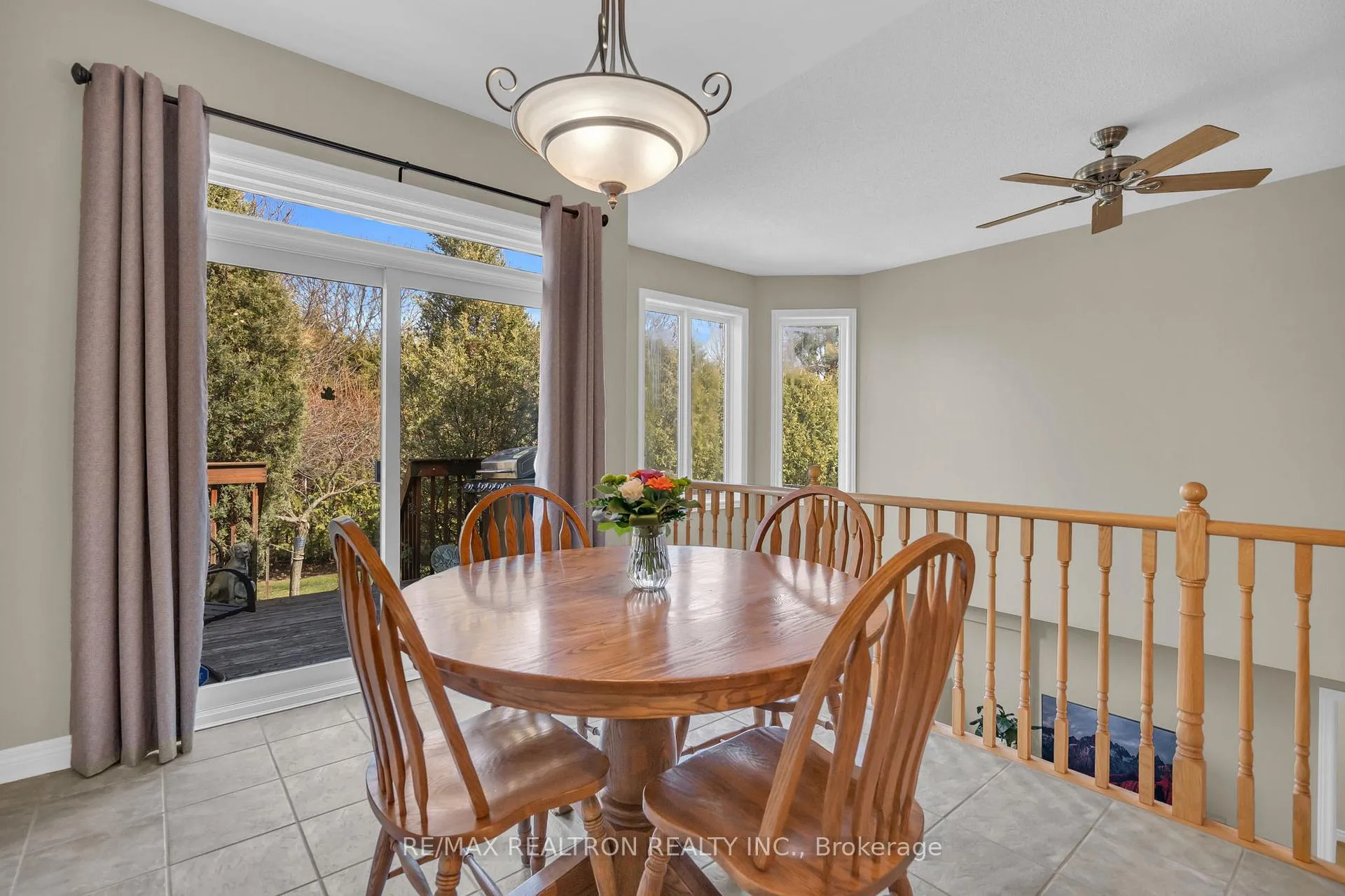 Photo 13 of 17 Marchant Circle, King, Schomberg — HOMEH