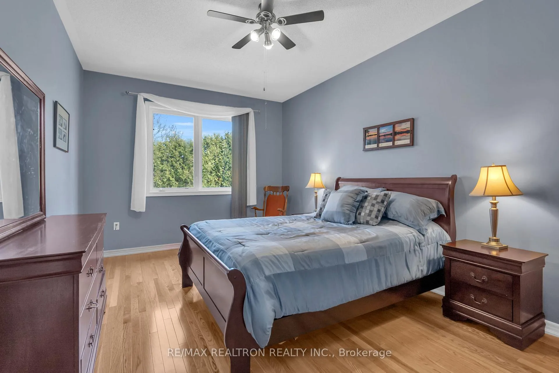 Photo 16 of 17 Marchant Circle, King, Schomberg — HOMEH